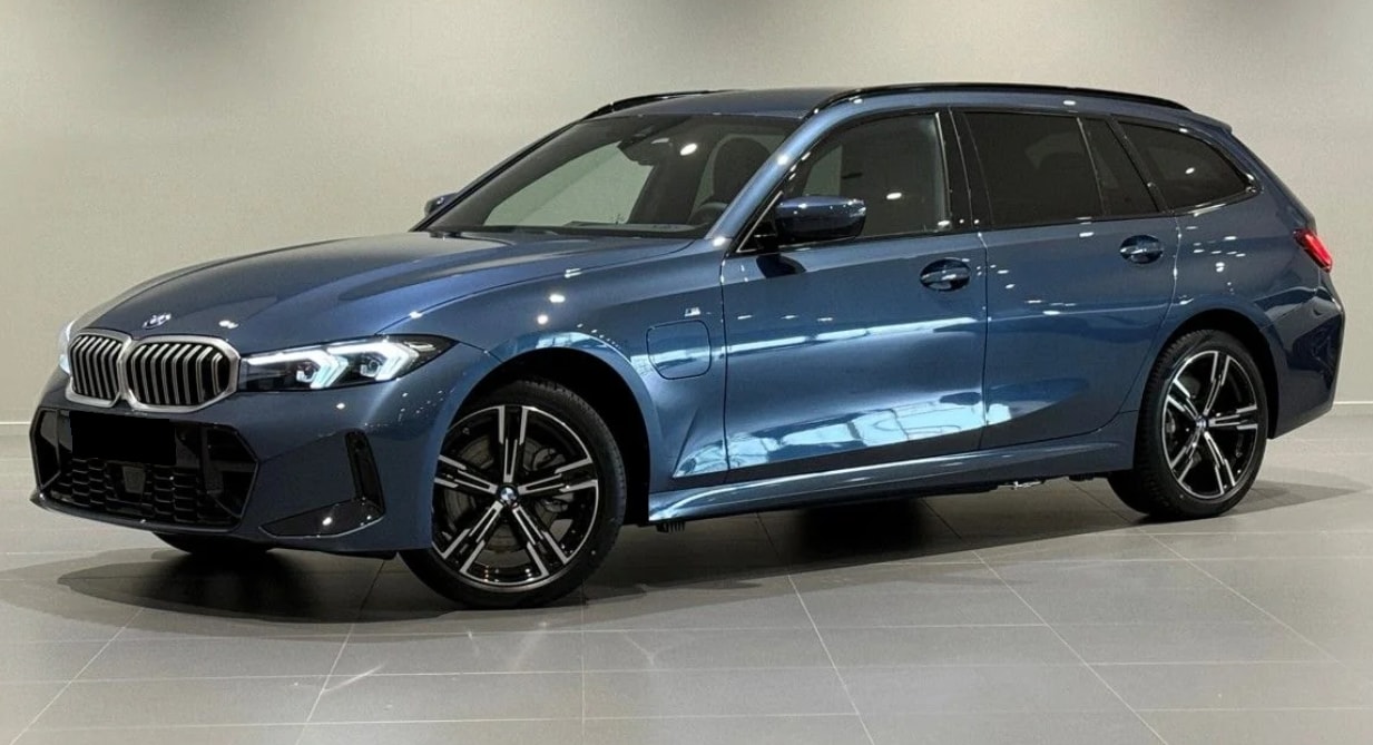 BMW 330e x DriveTouring Steptronic M Sport