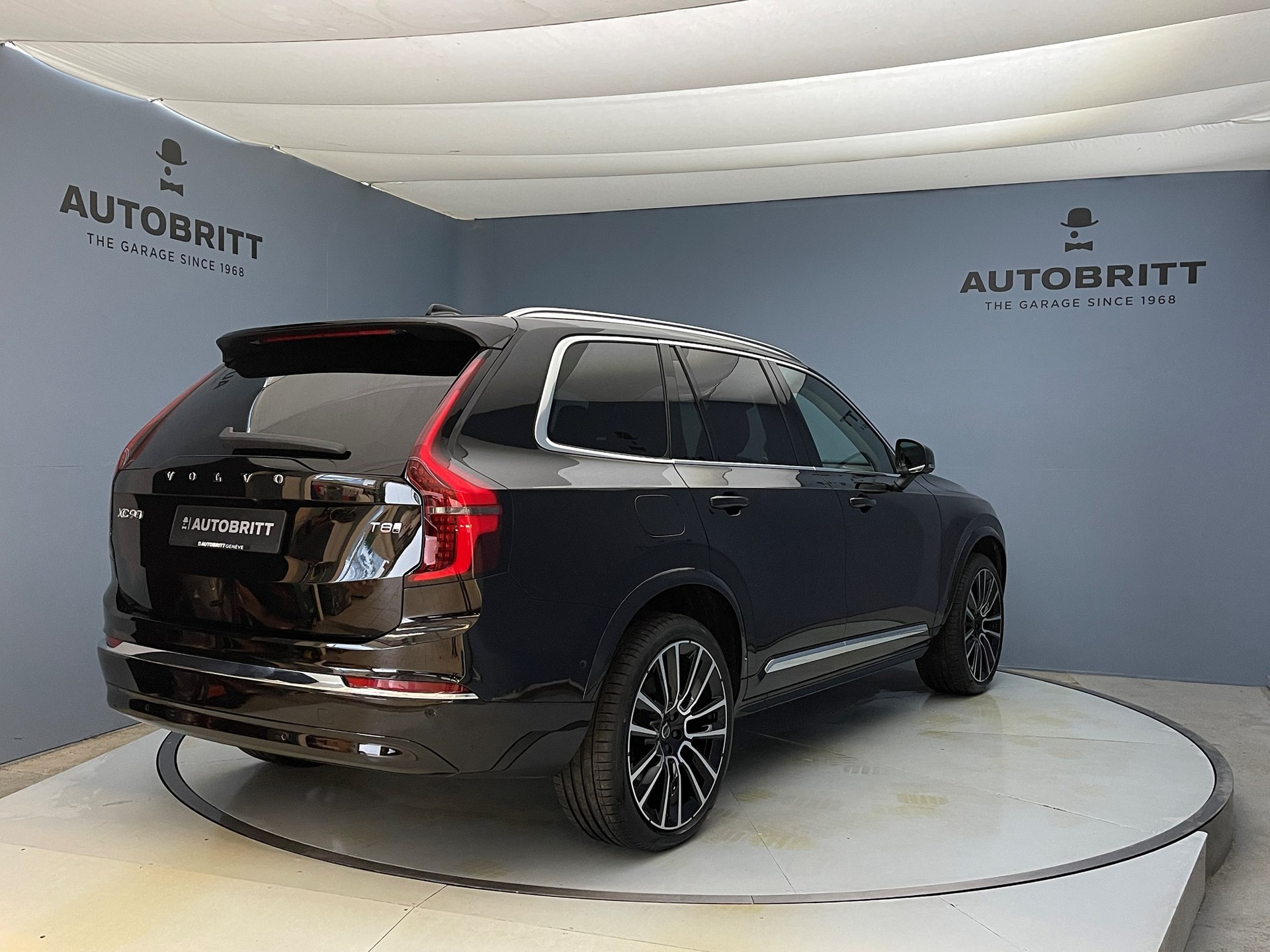 VOLVO XC90 2.0 T8 TE Ultra Bright eAWD-image-2