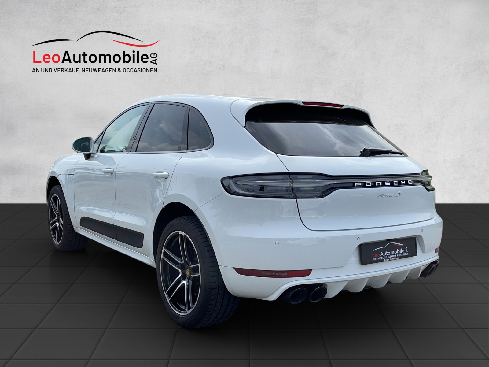 PORSCHE Macan S PDK-showroom-element-2