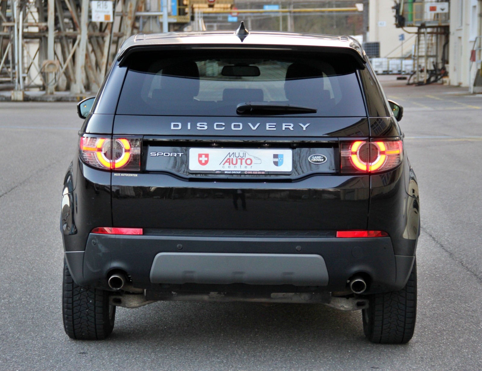 LAND ROVER Discovery Sport 2.0 TD4 Advantage AT9-showroom-element-3