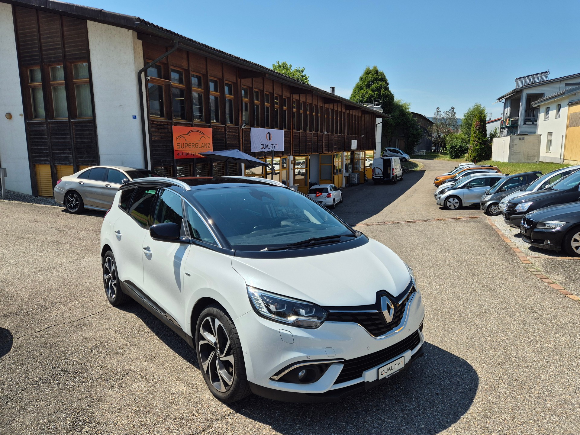 RENAULT Grand Scénic 1.6 dCi Bose EDC-showroom-element-2