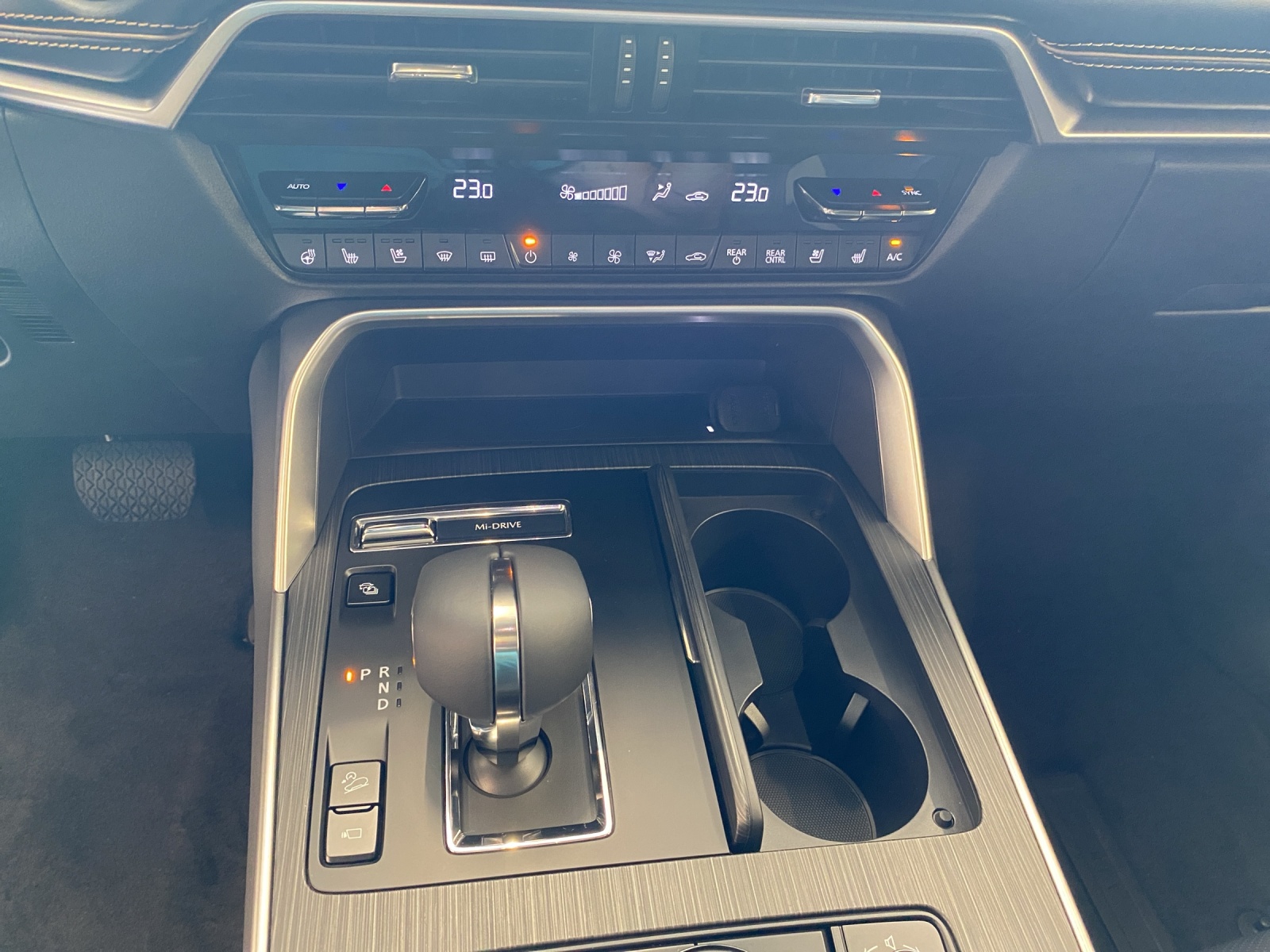 Image MAZDA CX-80 CX-80 e-Skyactiv PHEV 327 AWD Homura Plus