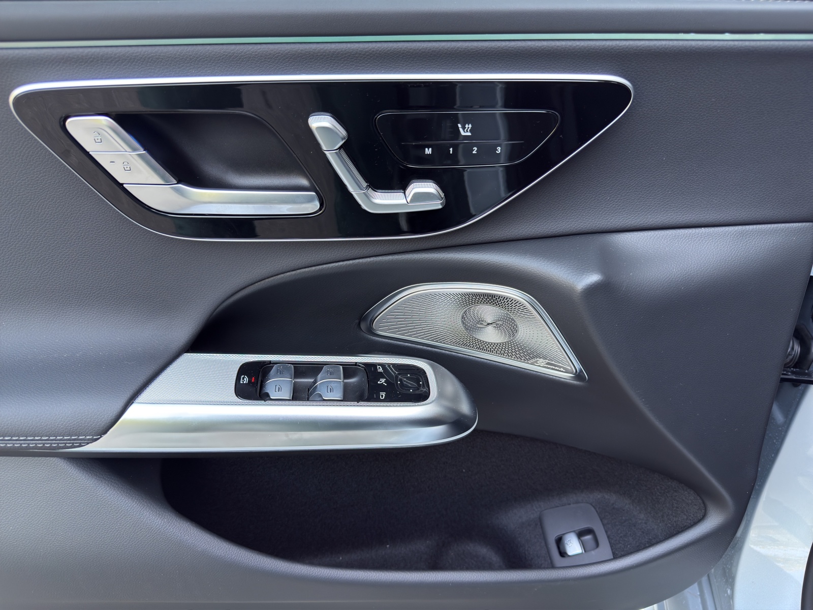 Image MERCEDES-BENZ E-220 E 220 d 4Matic 9G-Tronic