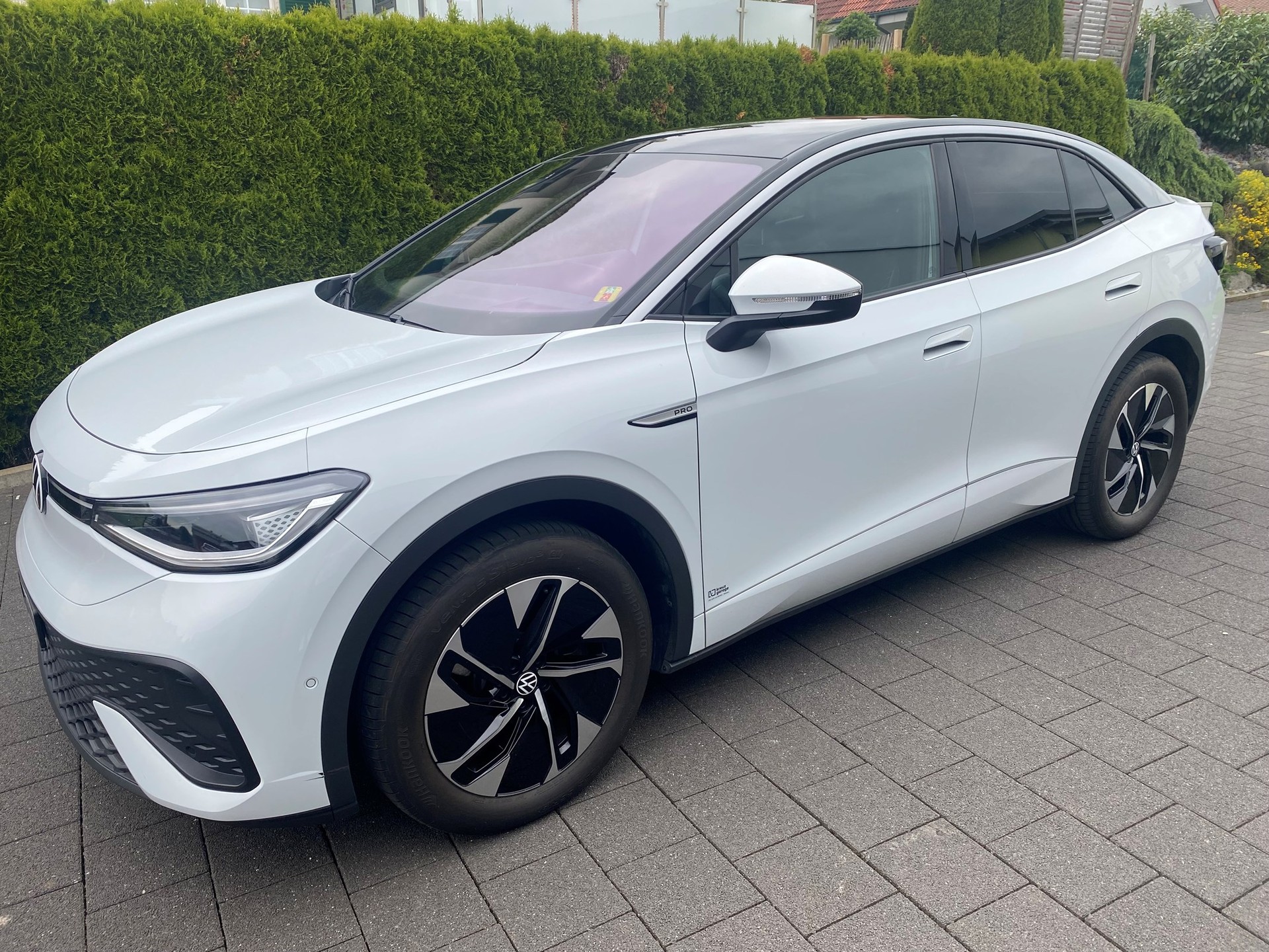 VW ID.5 Pro Performance 77 kWh-image-2