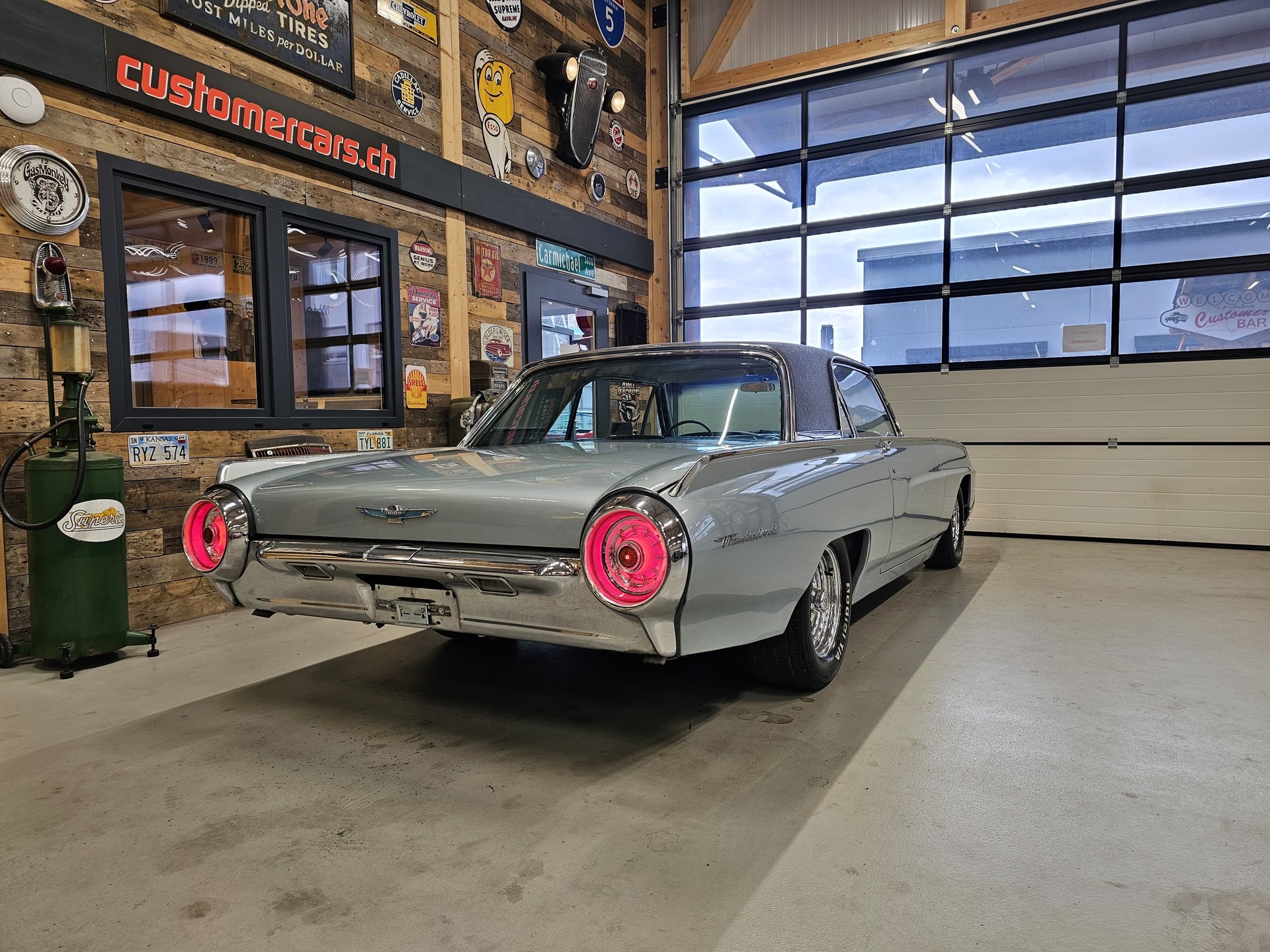 FORD Thunderbird-image-5