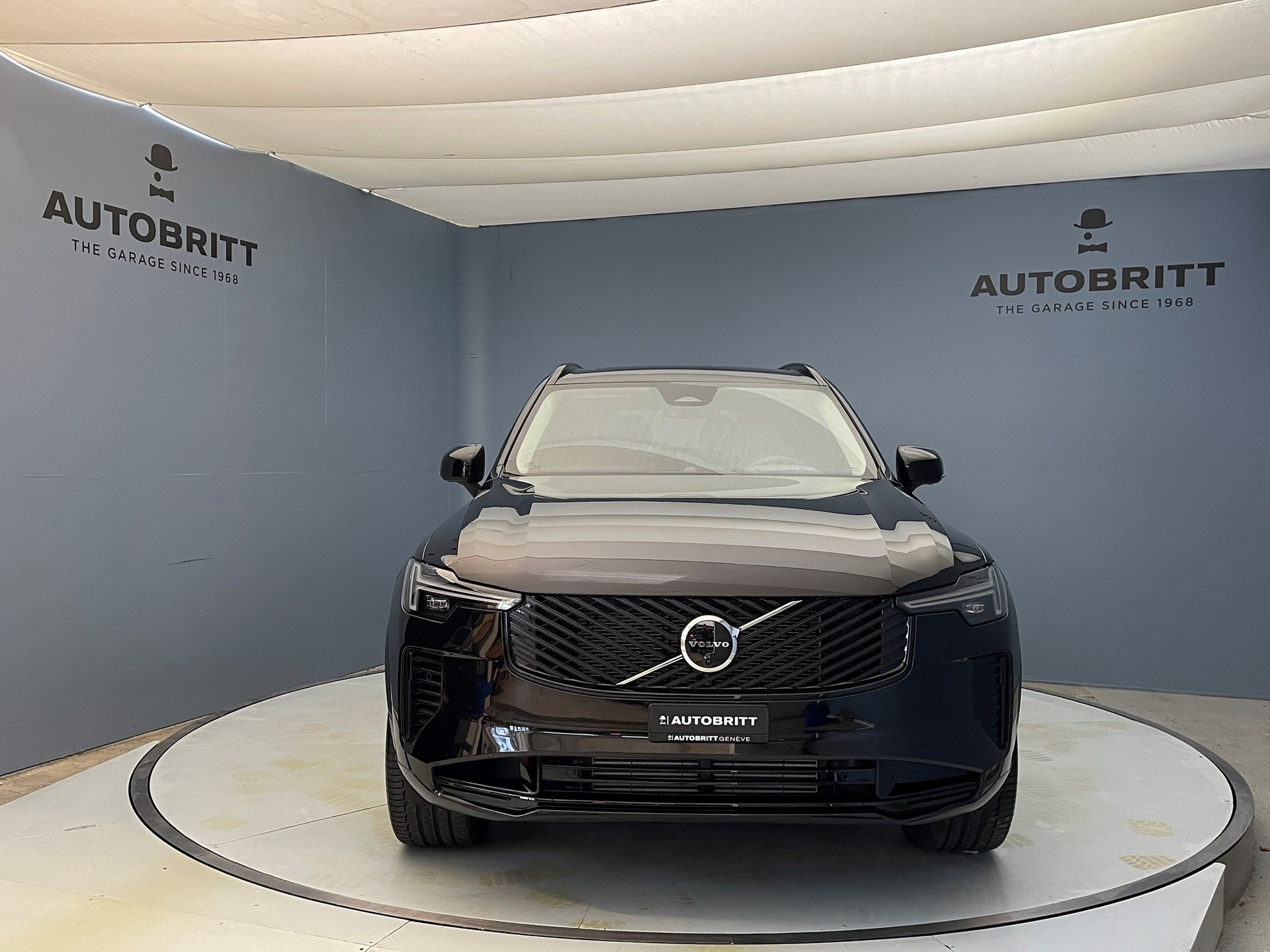 VOLVO XC90 2.0 T8 TE Ultra Dark eAWD-image-1