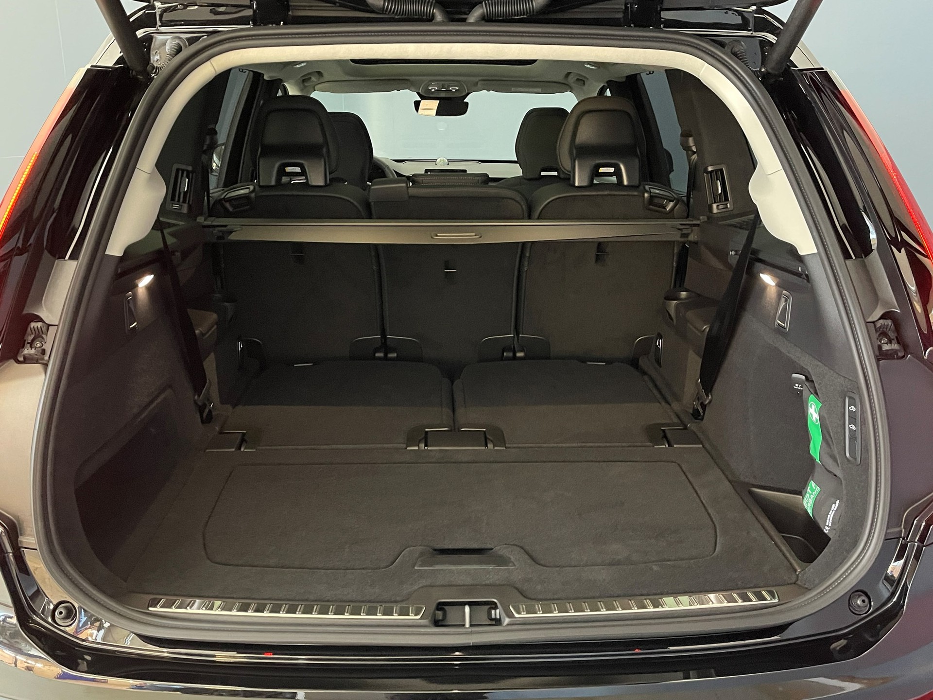 VOLVO XC90 2.0 T8 TE Ultra Dark eAWD-image-13