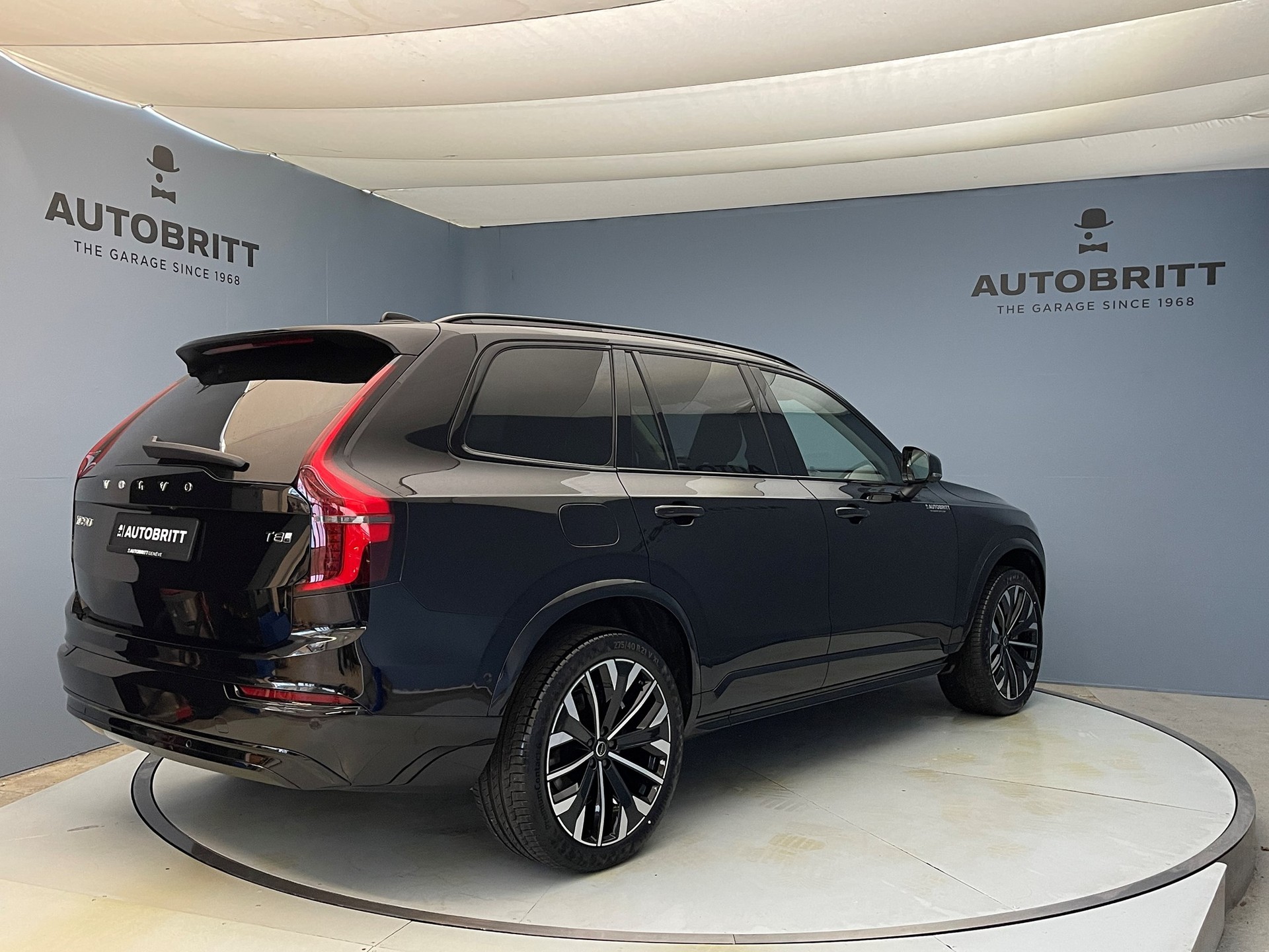 VOLVO XC90 2.0 T8 TE Ultra Dark eAWD-image-2