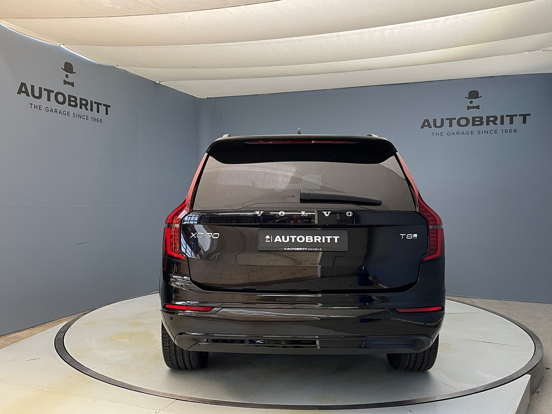 VOLVO XC90 2.0 T8 TE Ultra Dark eAWD-image-3