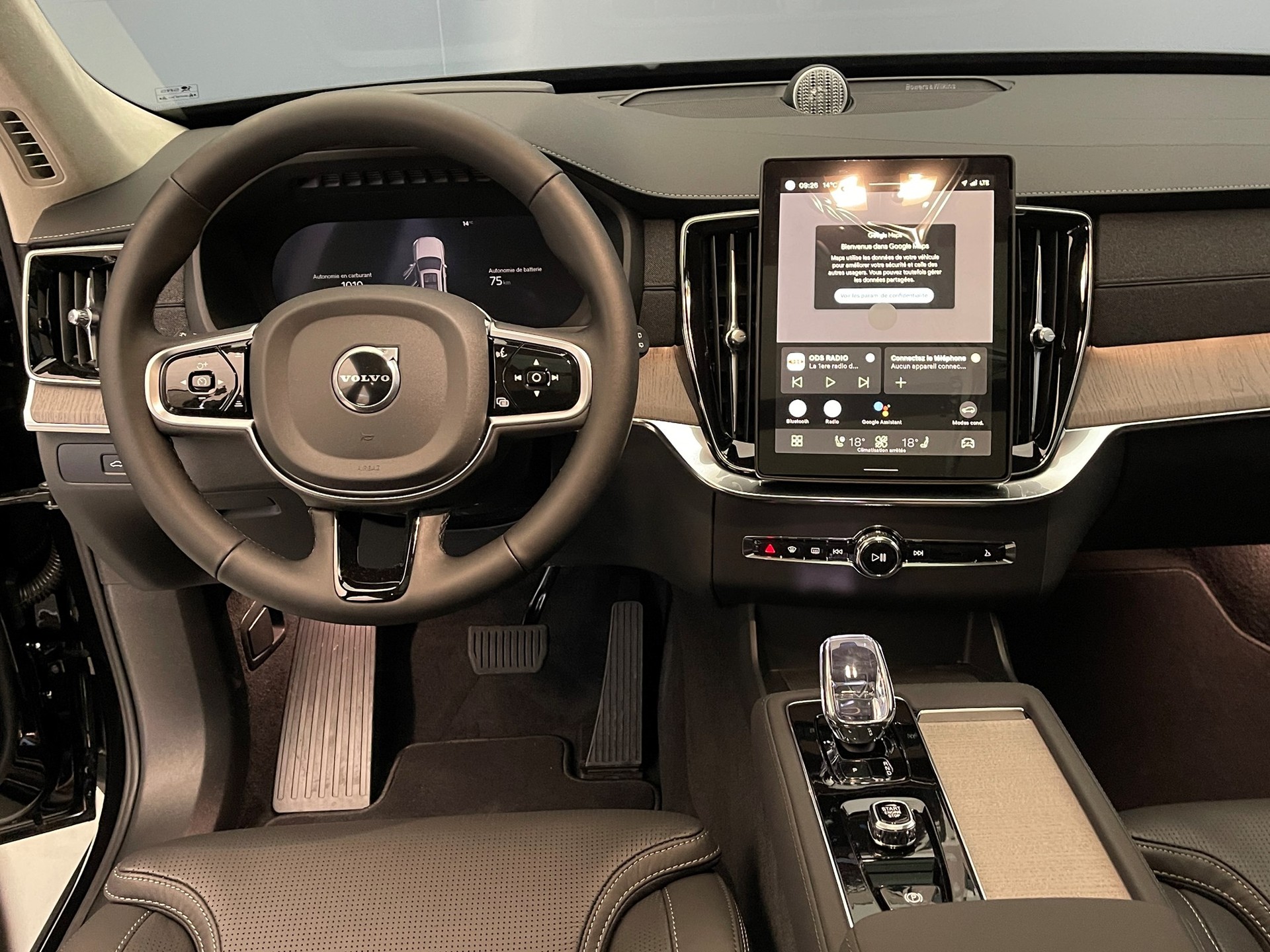 VOLVO XC90 2.0 T8 TE Ultra Dark eAWD-image-6