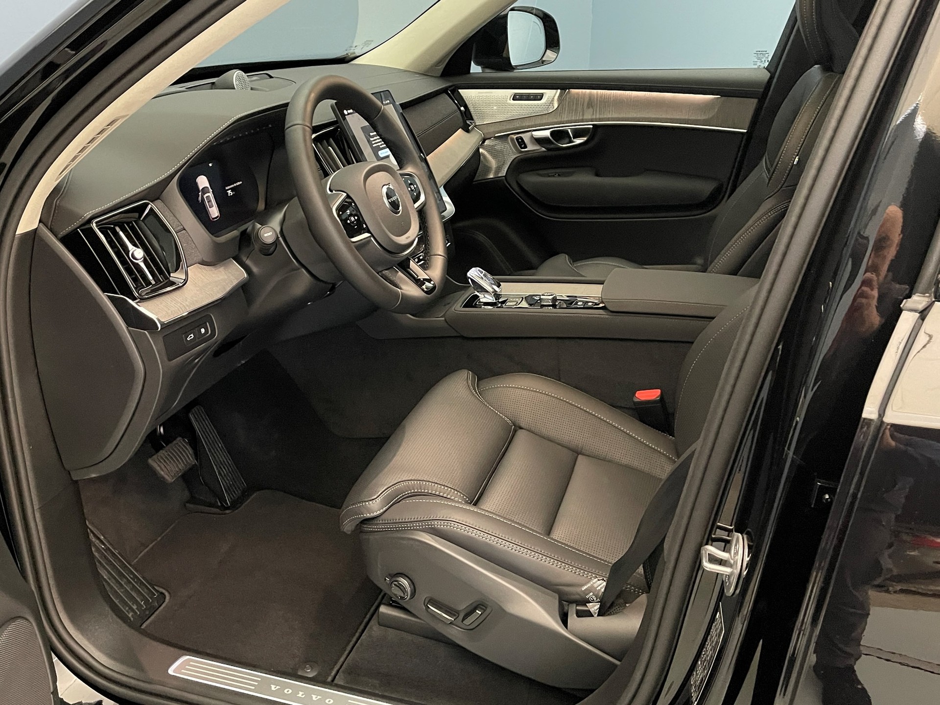 VOLVO XC90 2.0 T8 TE Ultra Dark eAWD-image-7
