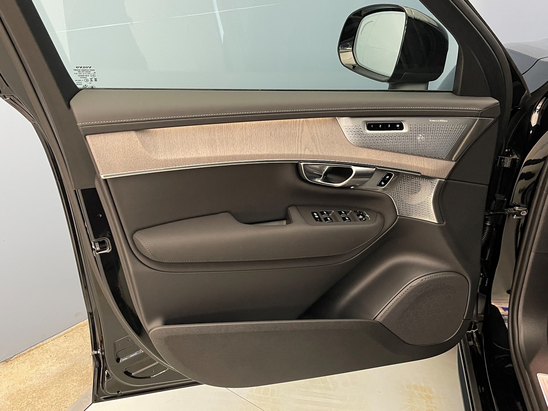 VOLVO XC90 2.0 T8 TE Ultra Dark eAWD-image-9