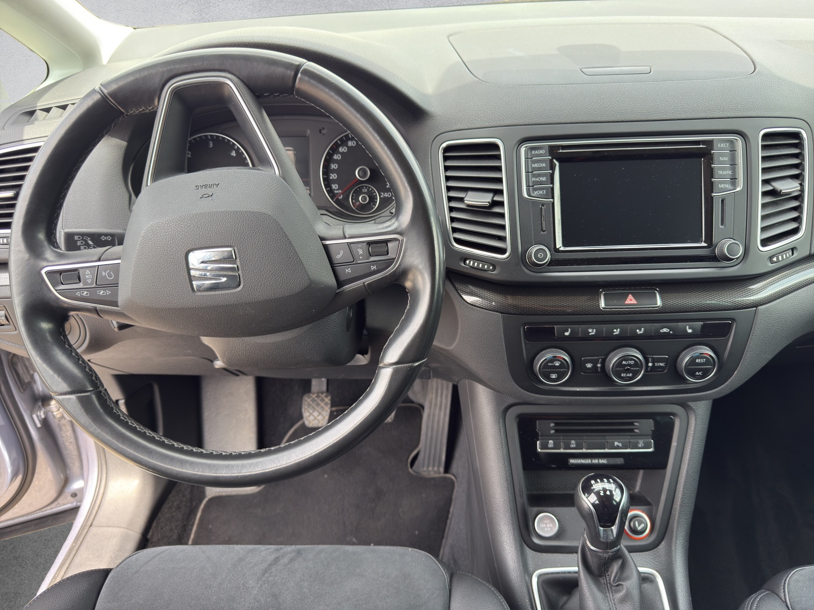 SEAT Alhambra 2.0 TDI FR Line 4Drive-showroom-element-3