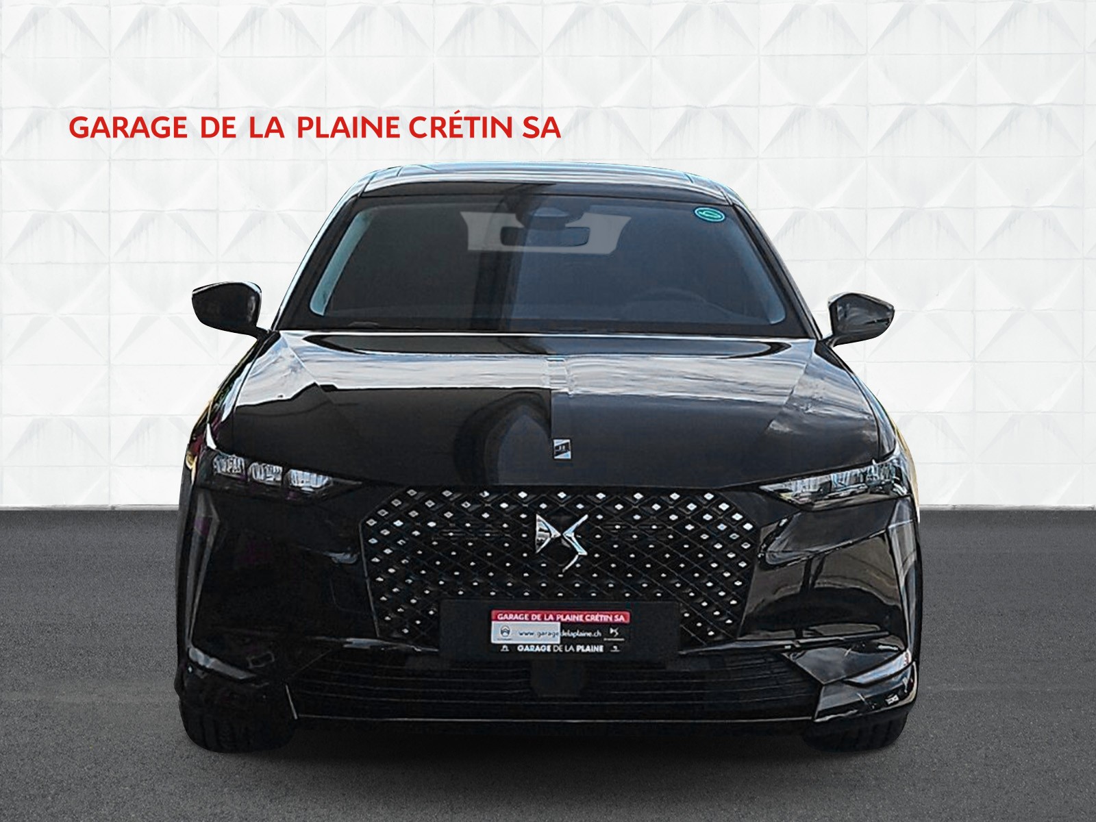 DS AUTOMOBILES DS 4 1.6 PHEV Ligne Noire-showroom-element-1