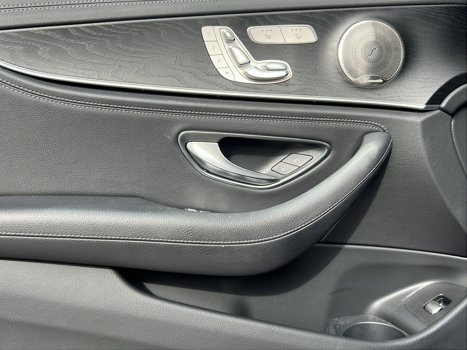 Image MERCEDES-BENZ E-400 E 400 d T 4Matic AMG Line 9G-Tronic