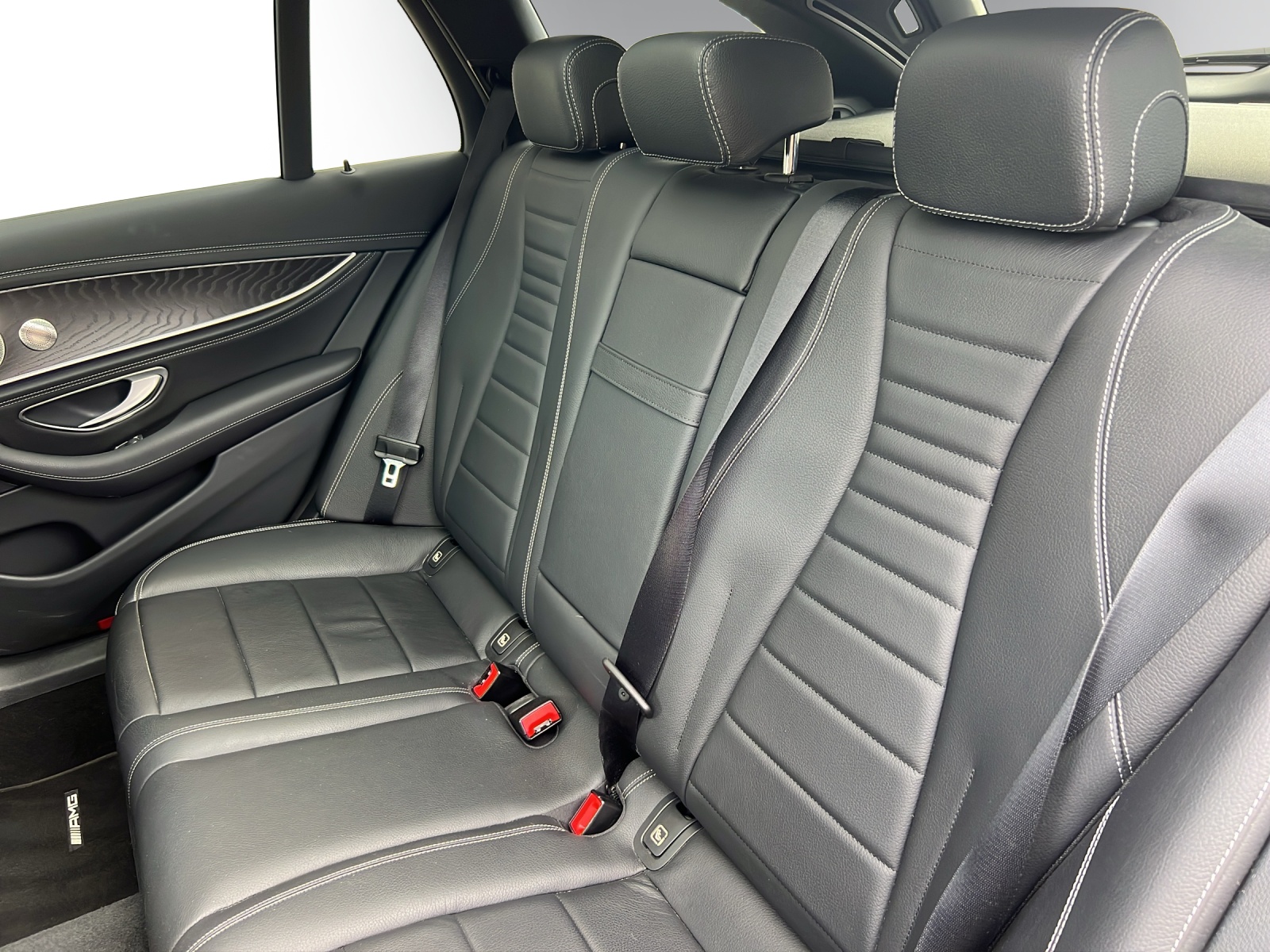 Image MERCEDES-BENZ E-400 E 400 d T 4Matic AMG Line 9G-Tronic