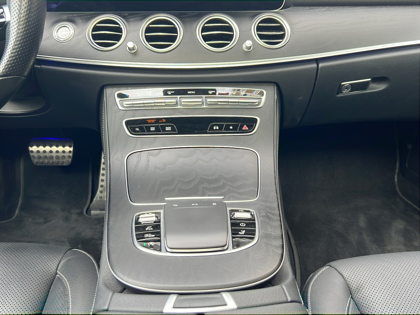 Image MERCEDES-BENZ E-400 E 400 d T 4Matic AMG Line 9G-Tronic