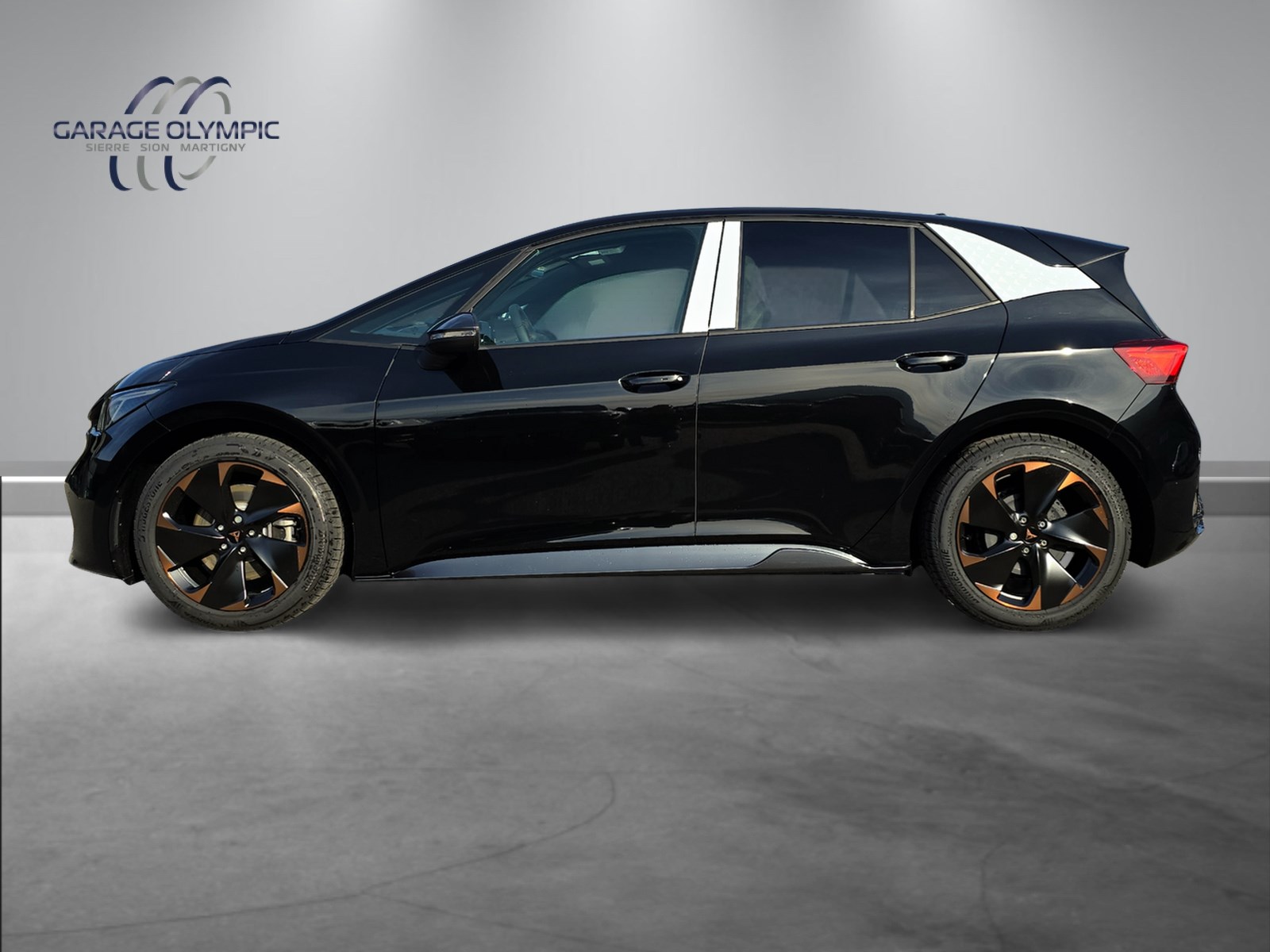 CUPRA Born 59 kWh e-Boost-showroom-element-2