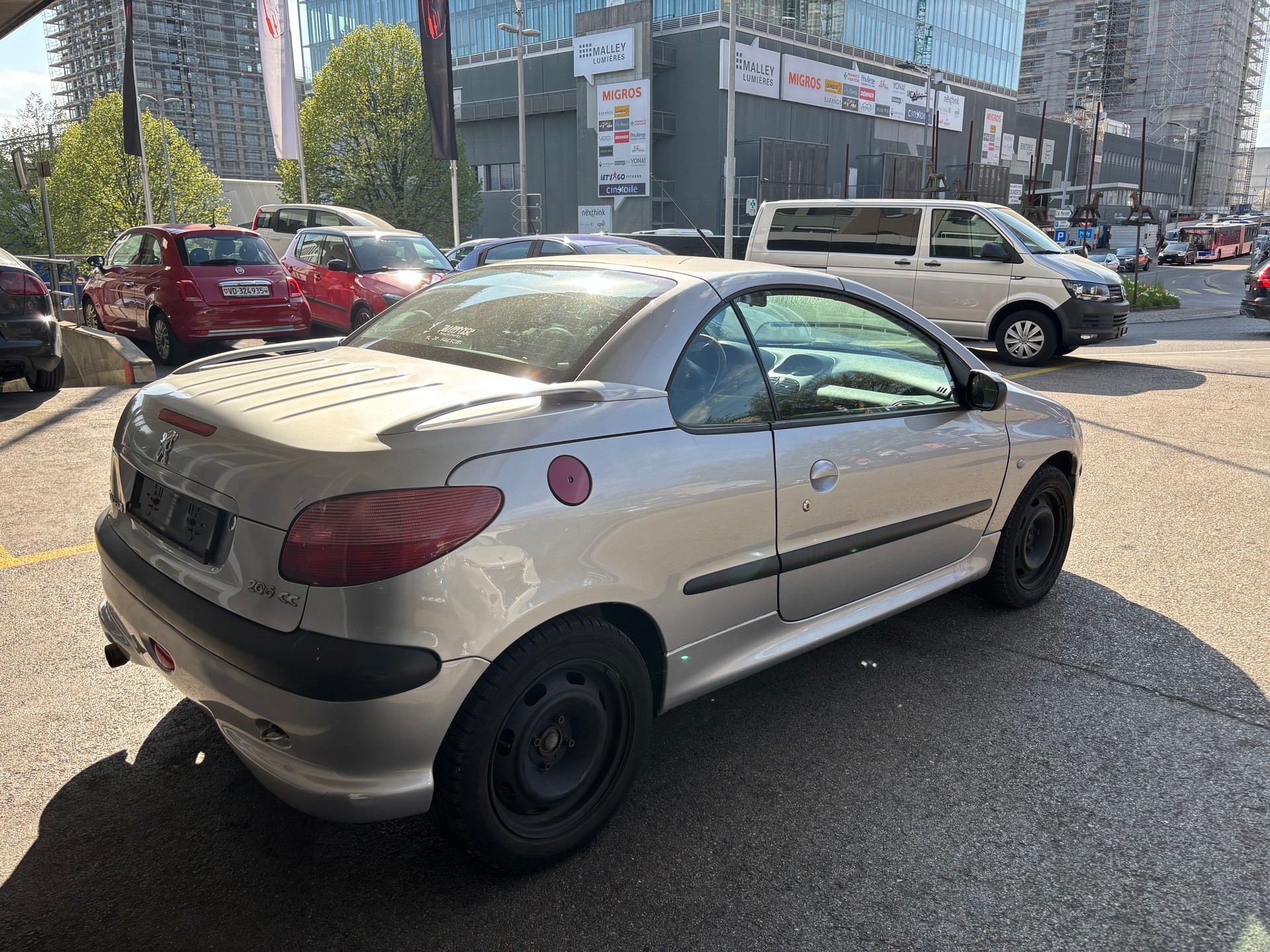 PEUGEOT 206CC-showroom-element-2