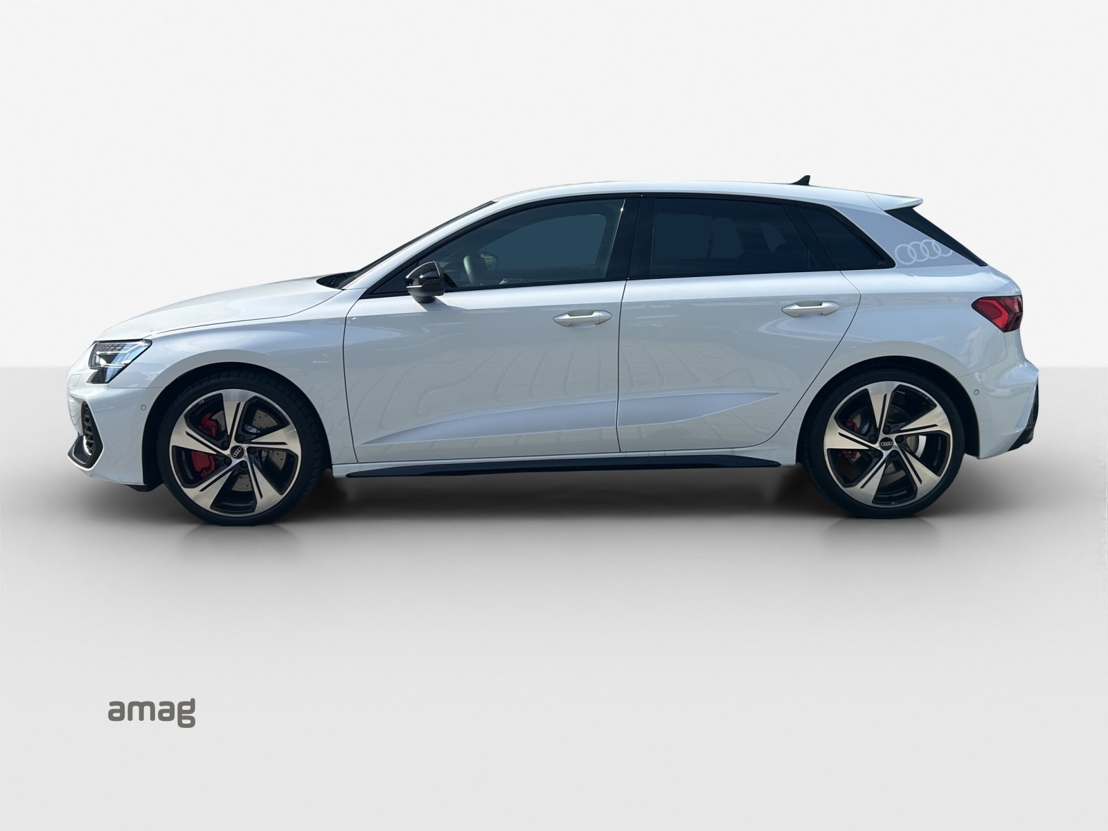 AUDI S3 Sportback 2.0 TFSI quattro-showroom-element-1