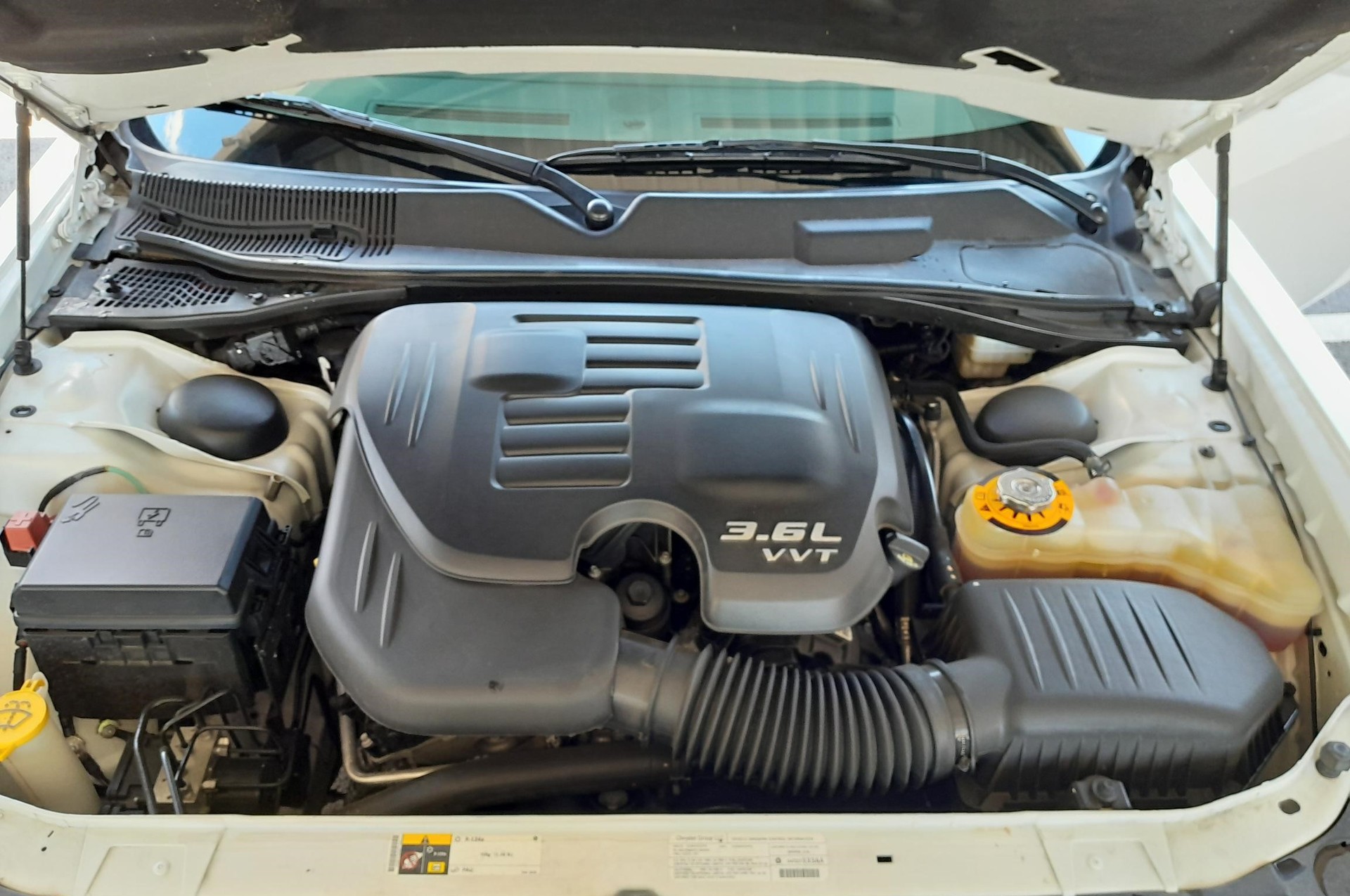 DODGE Challenger V6 - 3.6 L - VVT-image-12