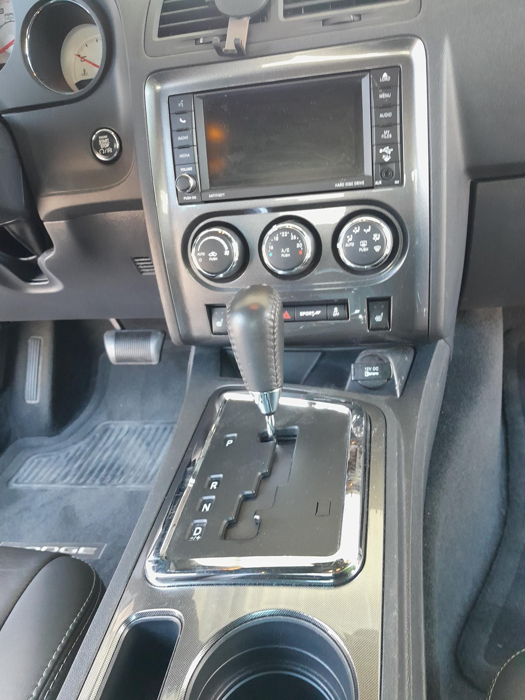 DODGE Challenger V6 - 3.6 L - VVT-image-10