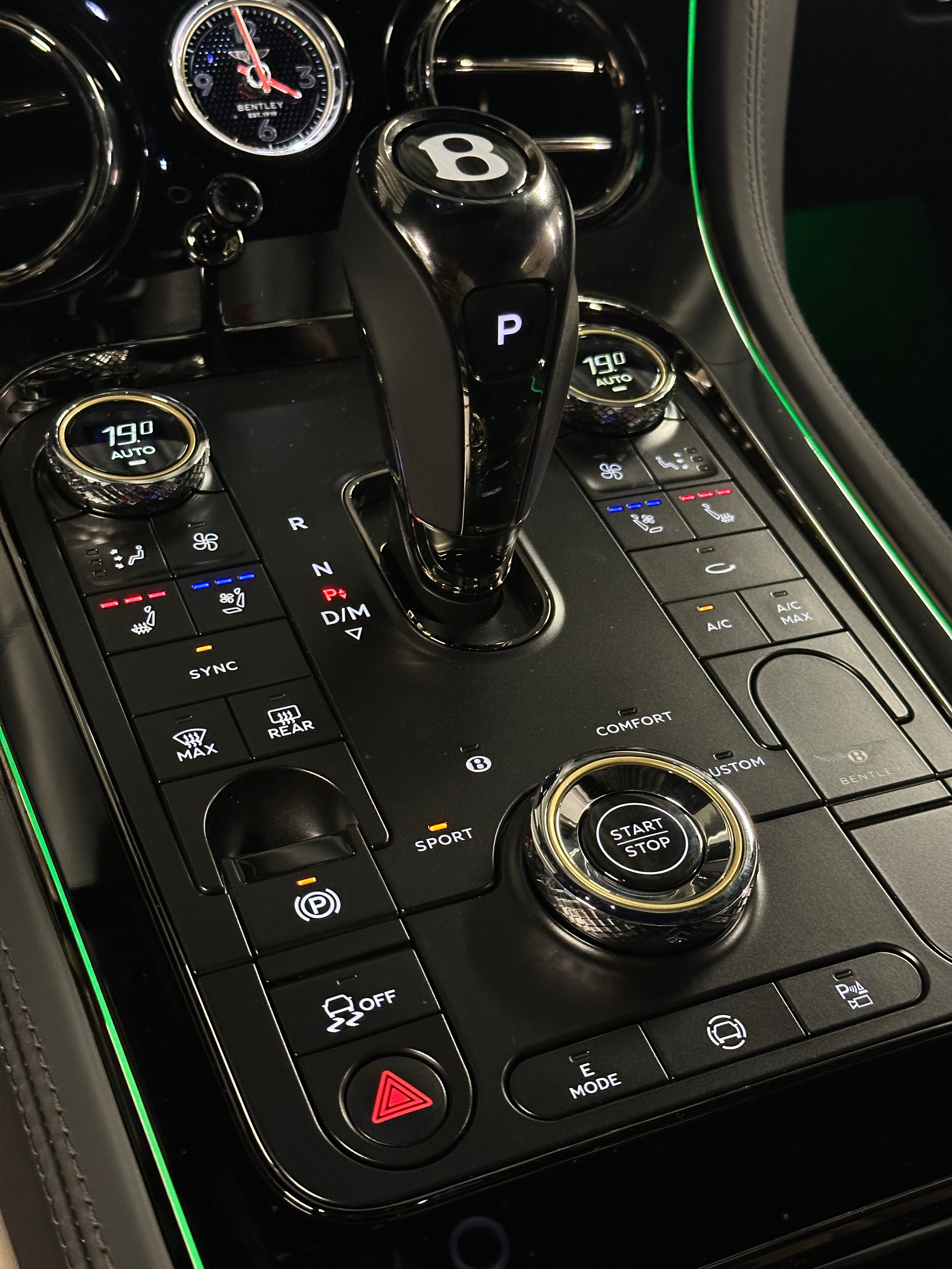 Image BENTLEY CONTINENTAL Continental GT 4.0 V8 Hybride Speed 782 CH