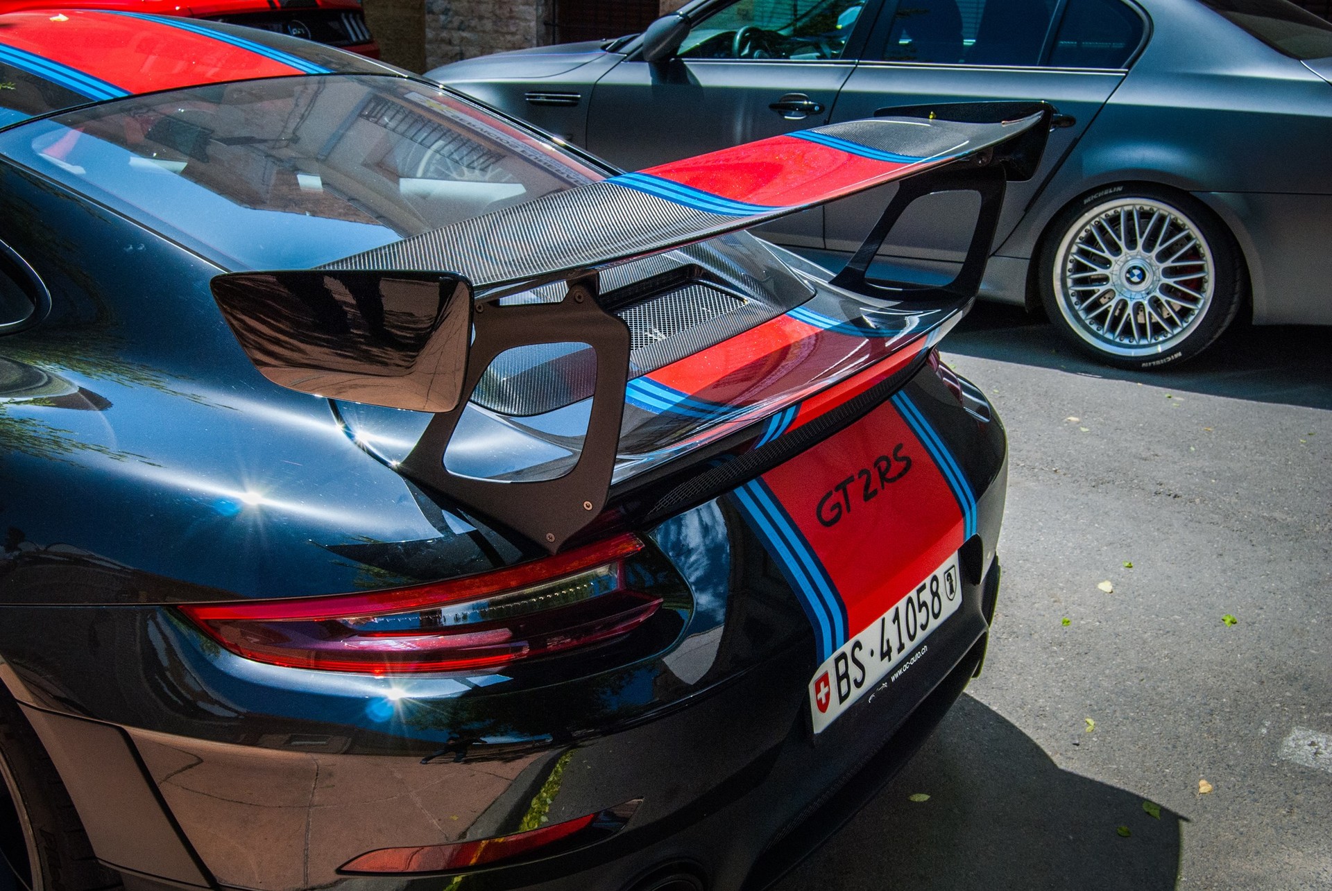 PORSCHE 911 GT2 RS PDK-showroom-element-2