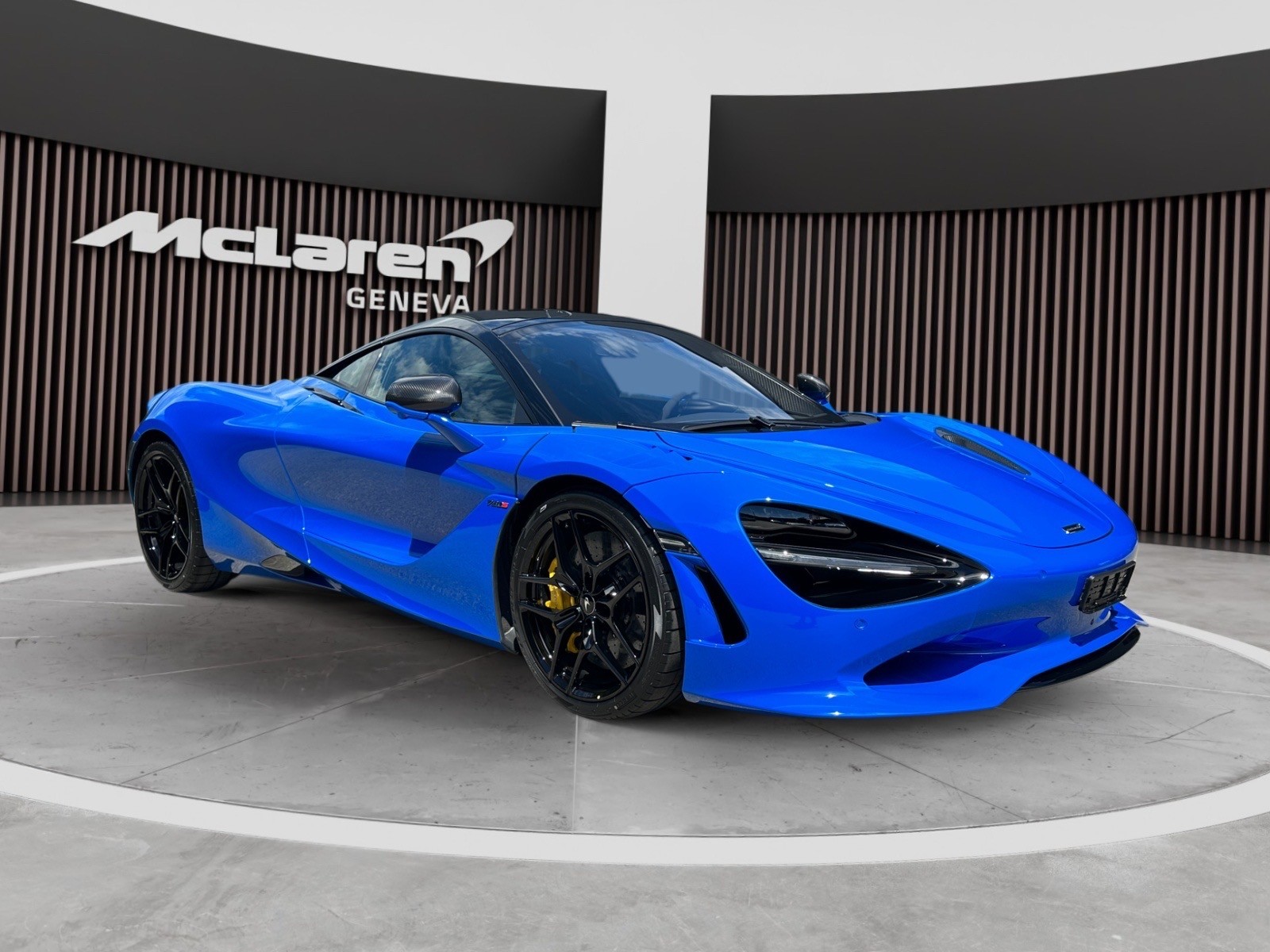 McLAREN 750S-image-6