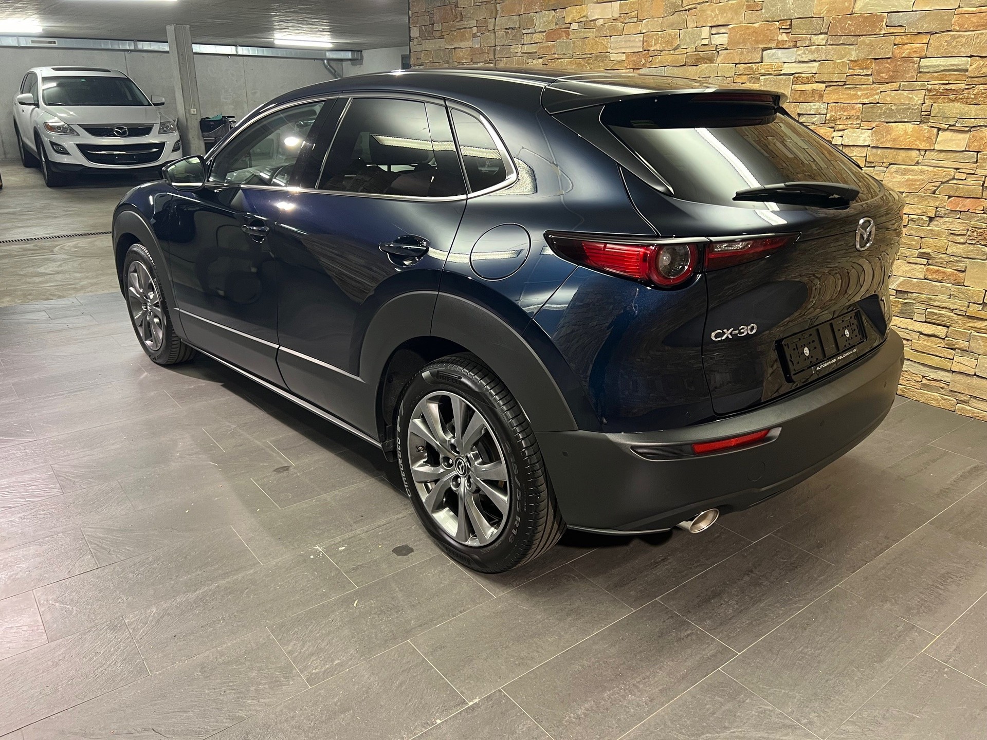 MAZDA CX-30 SKYACTIV-X M Hybrid 180 Revolution FWD Automat-showroom-element-3