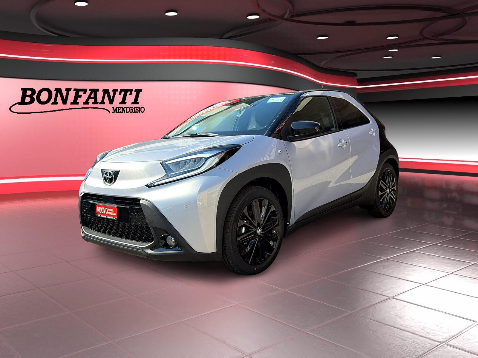 TOYOTA Aygo X 1.0 (SUV / GelÃ¤ndewagen)