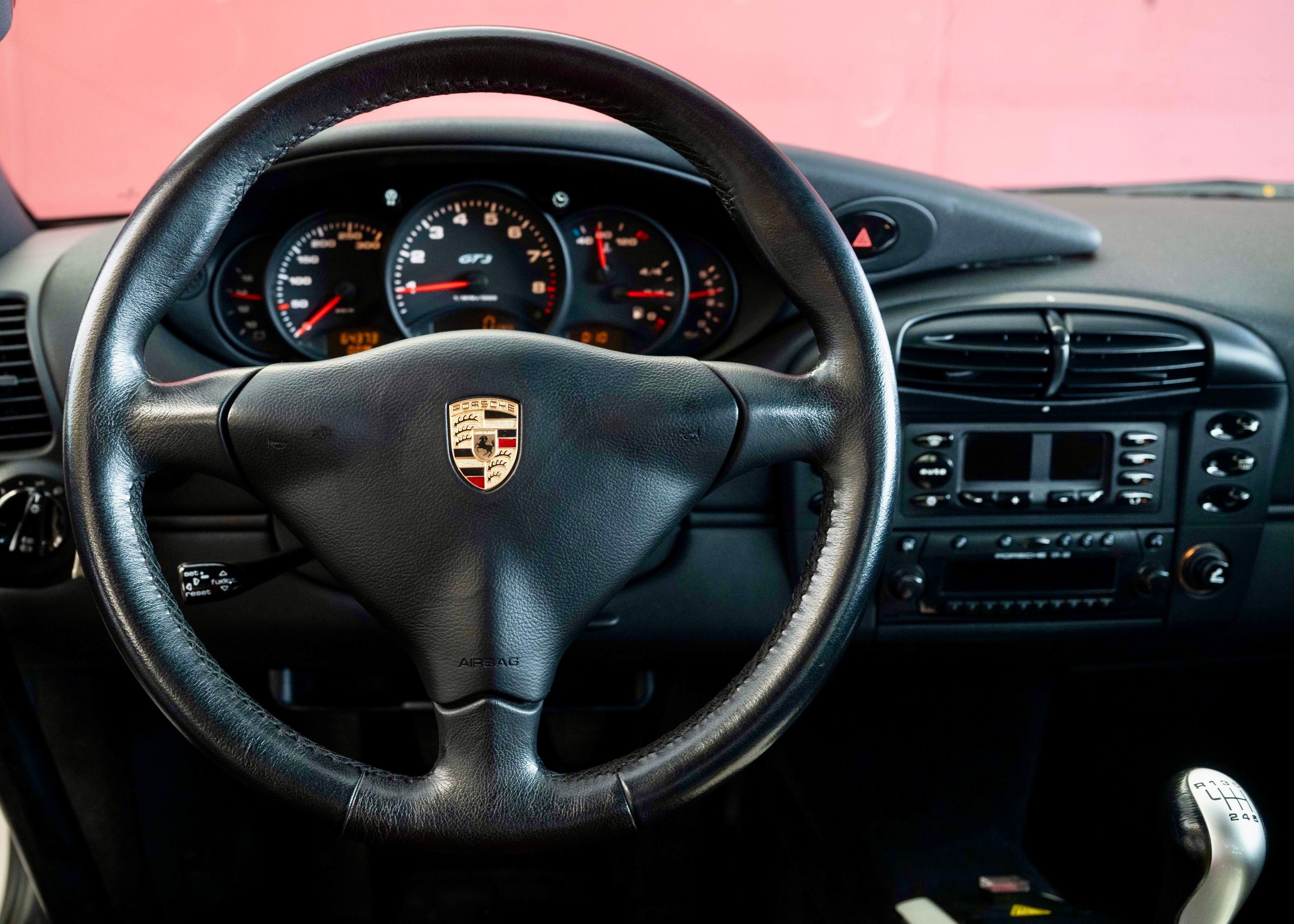 Image PORSCHE 911 911 GT3 Clubsport Biarritz White (L9A2)