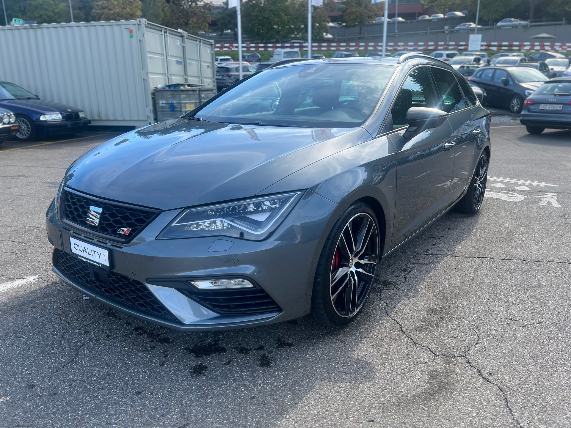 SEAT Leon ST 2.0 TSI Cupra 300 4 Drive DSG-showroom-element-2