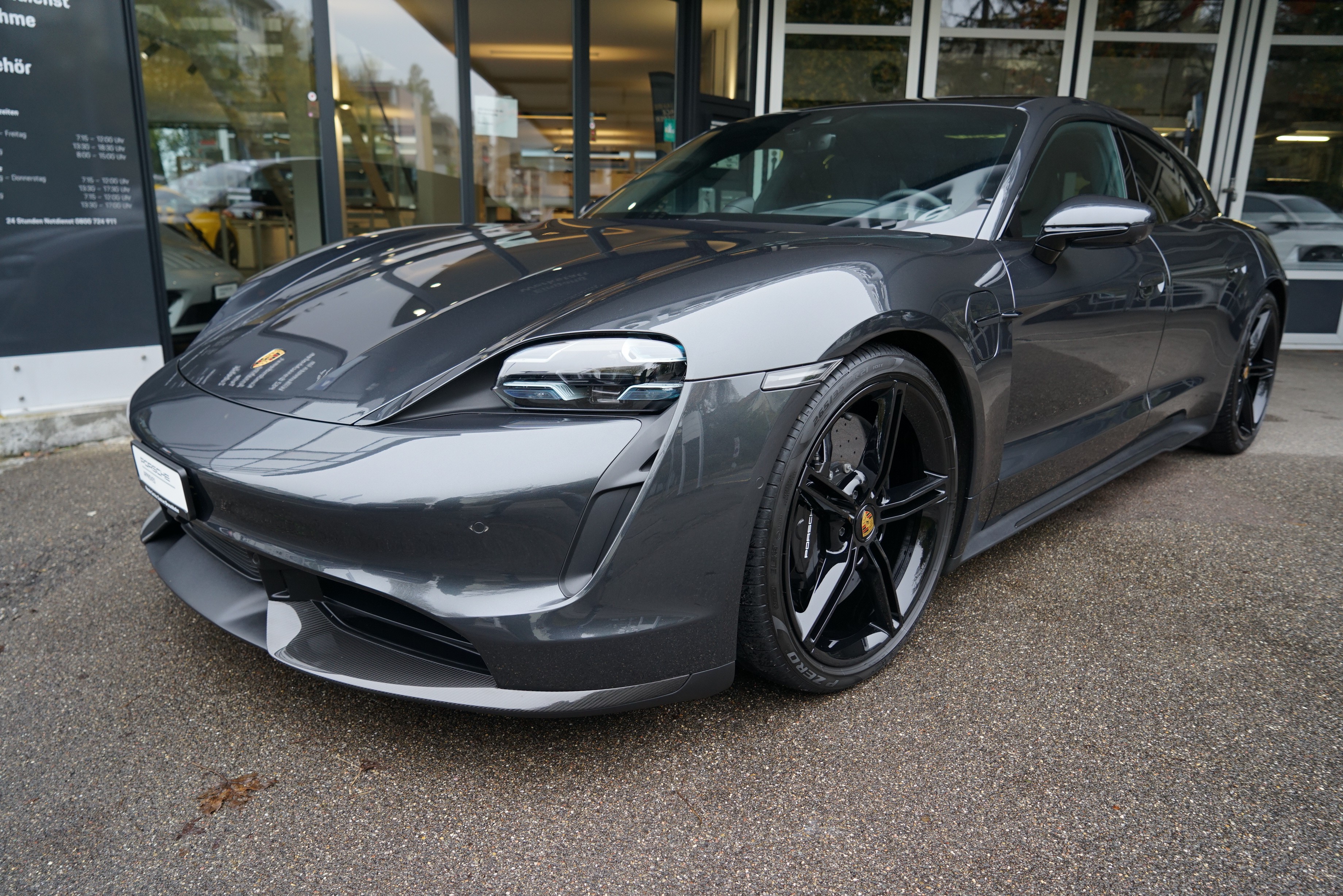 PORSCHE Taycan Turbo S (Kombi)