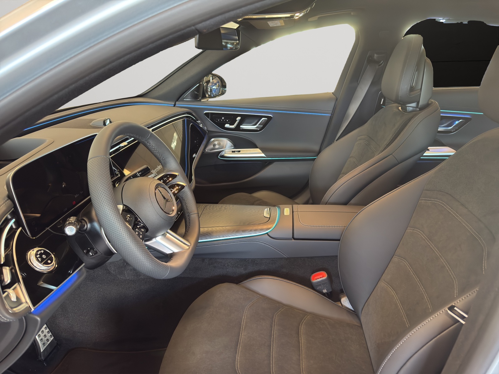 Image MERCEDES-BENZ E-220 E 220 d 4Matic 9G-Tronic