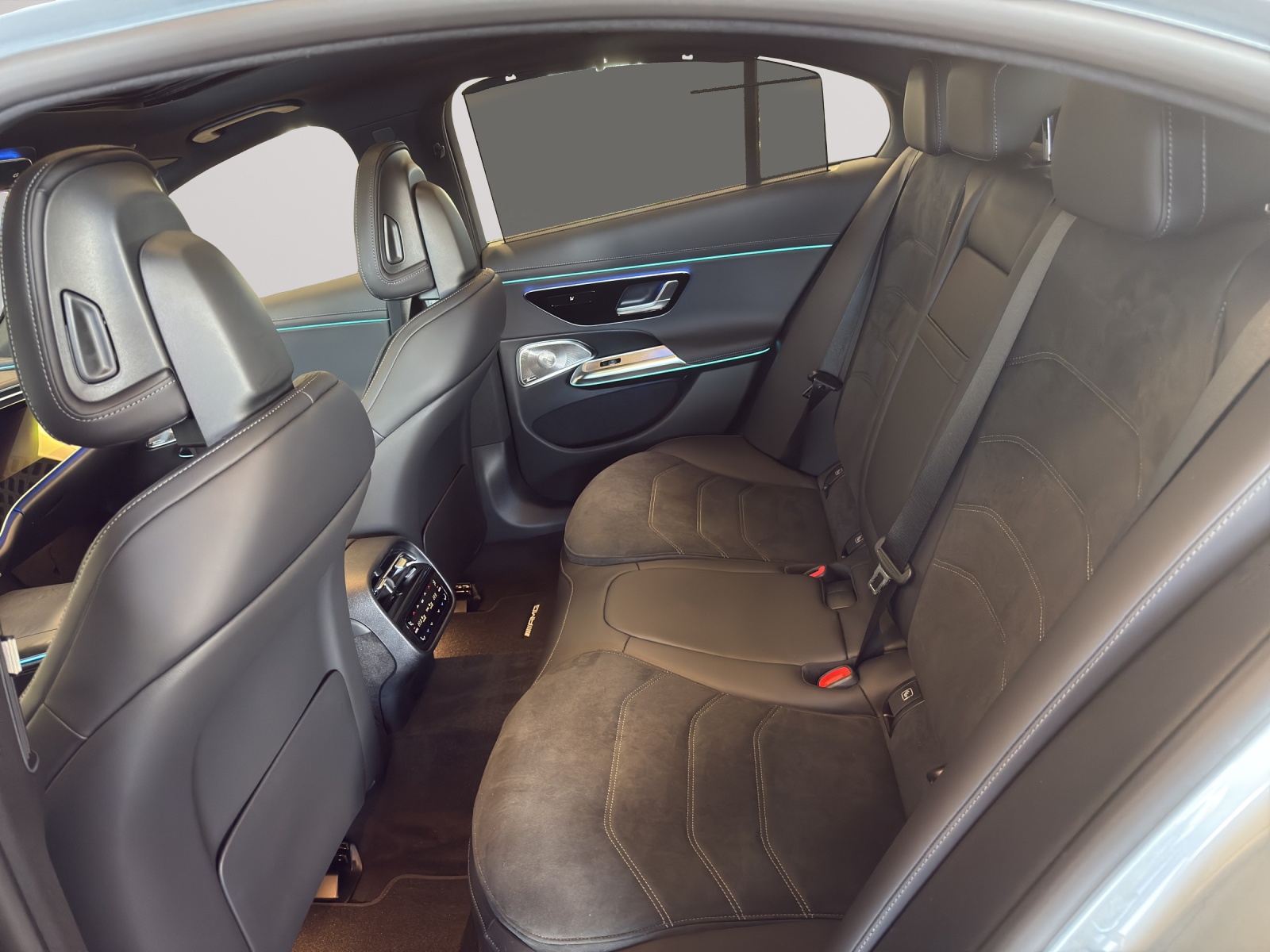 Image MERCEDES-BENZ E-220 E 220 d 4Matic 9G-Tronic