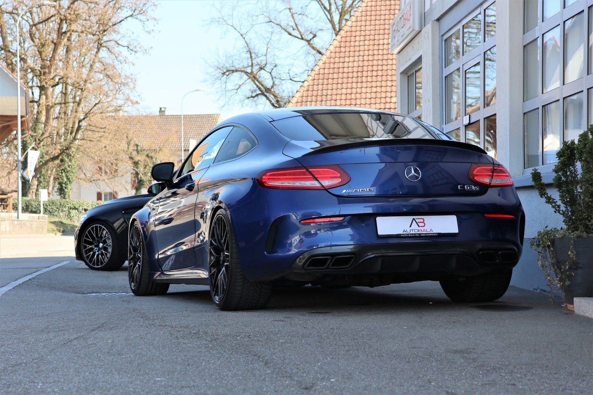 MERCEDES-BENZ C 63 S AMG Speedshift Performance-showroom-element-3