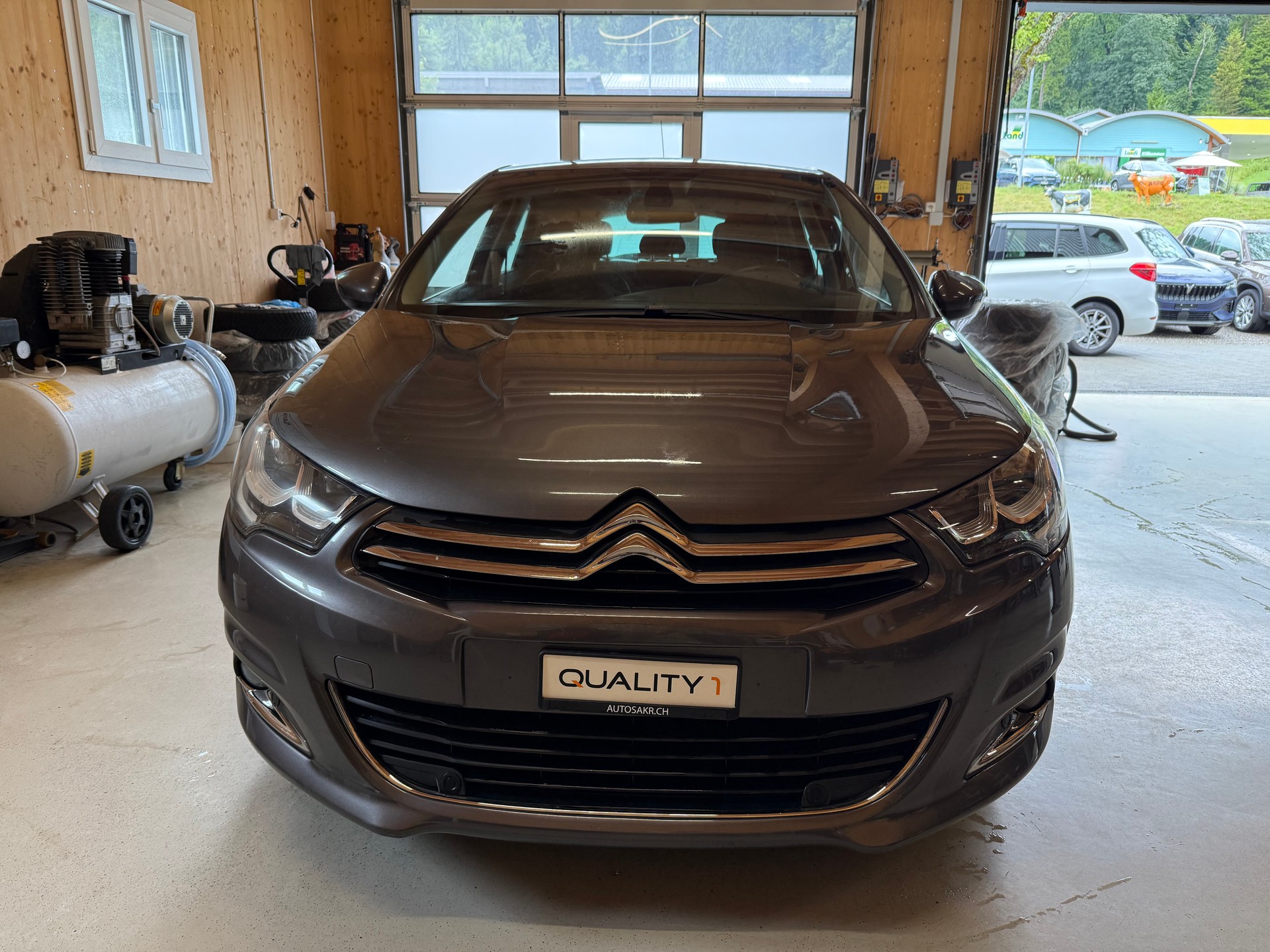CITROEN C4 1.2 Pure Tech Shine Automatic-showroom-element-1