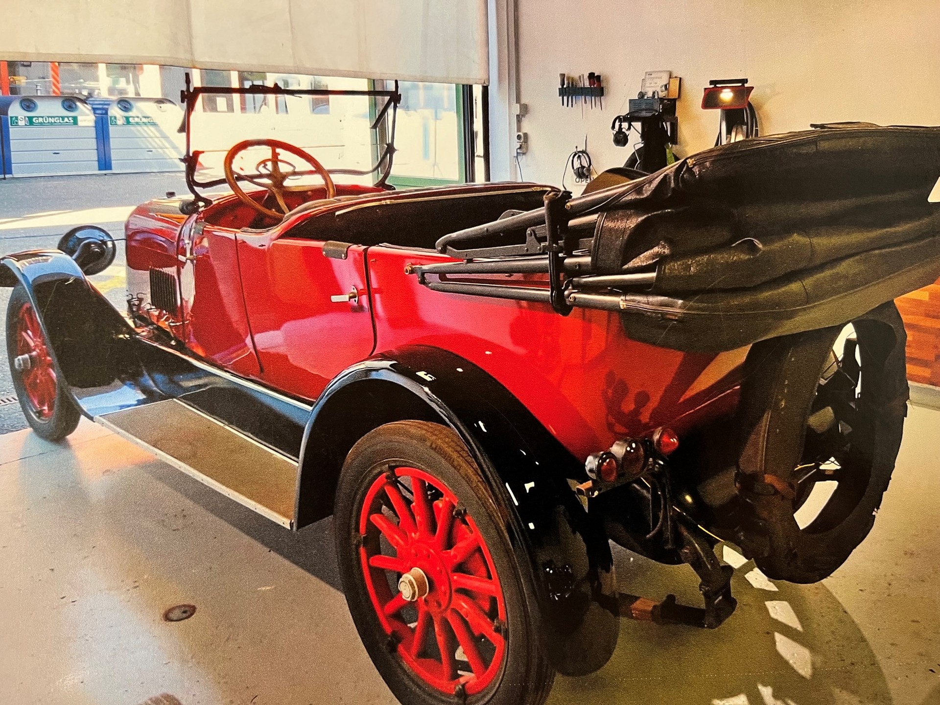STUDEBAKER Big Six Series EG Touring-showroom-element-3