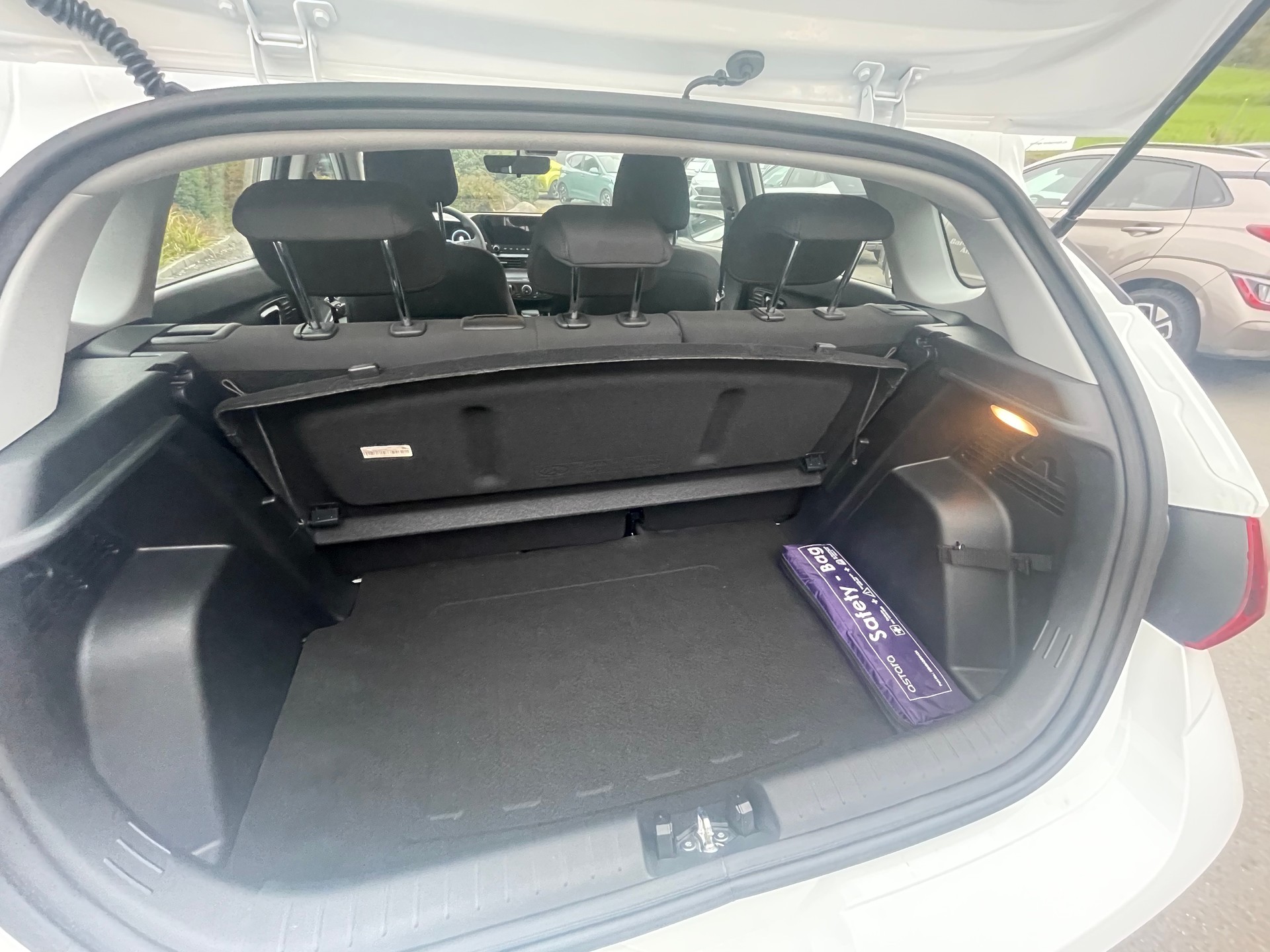 HYUNDAI i20 1.0 T-GDi Origo DCT-image-11