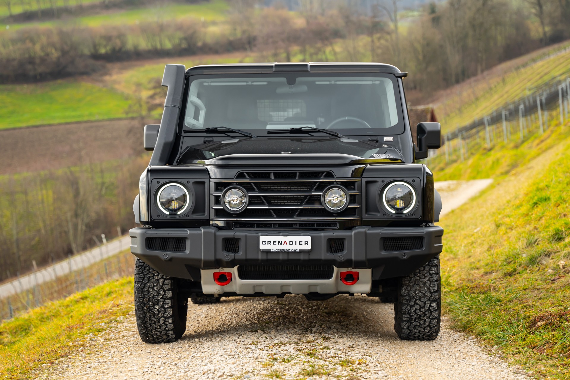 INEOS Grenadier 3.0D Utility Wagon 5-Sitz-showroom-element-1