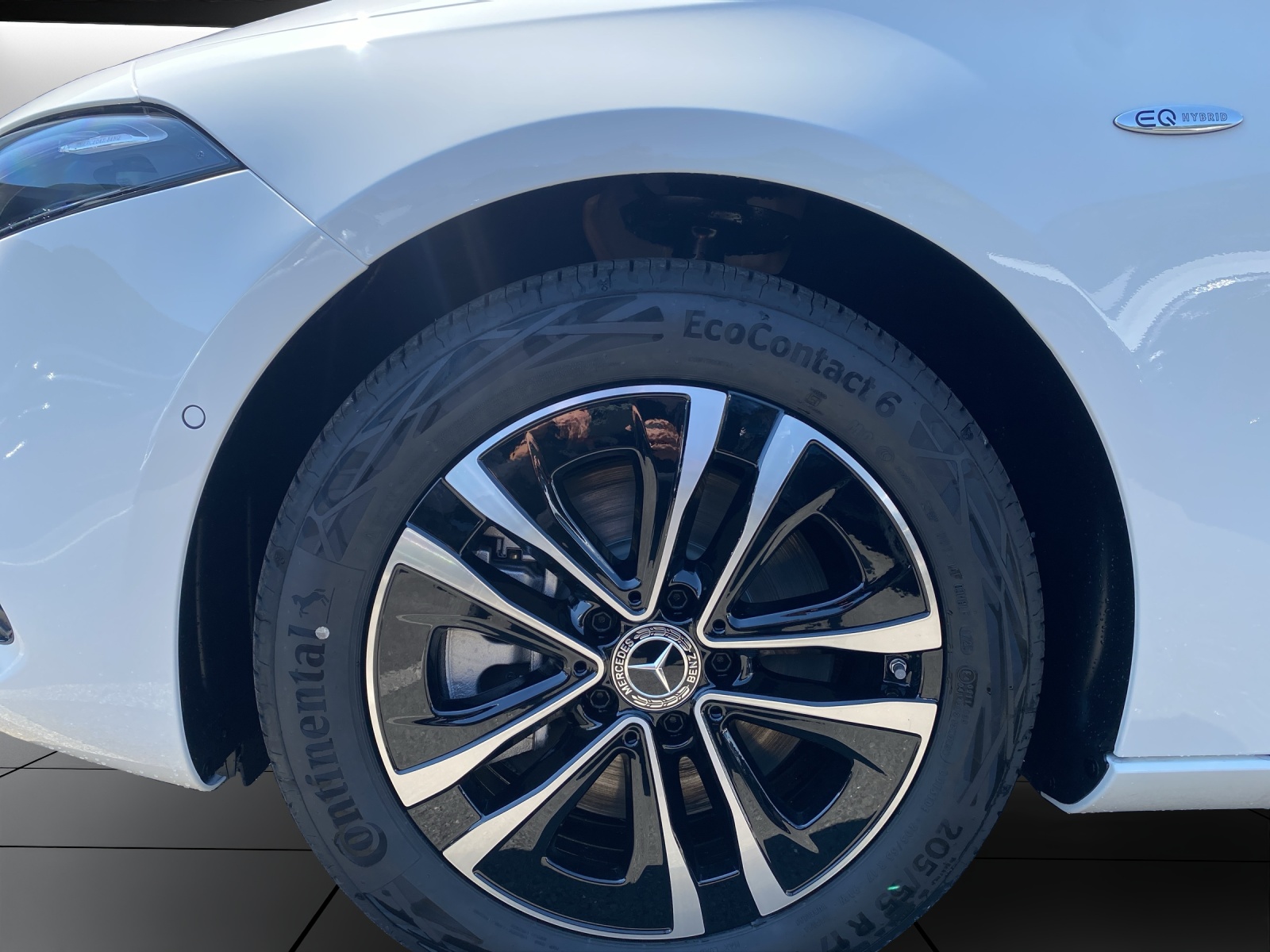 Image MERCEDES-BENZ A-250 A 250 e 8G-DCT