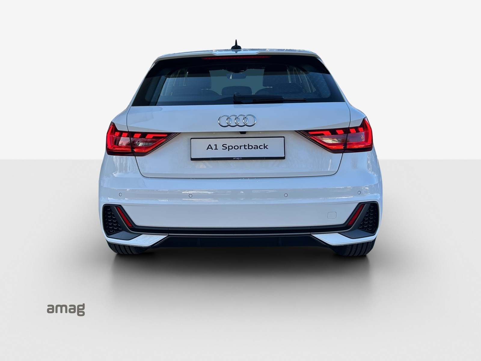 AUDI A1 Sportback 35 TFSI S Line-showroom-element-3