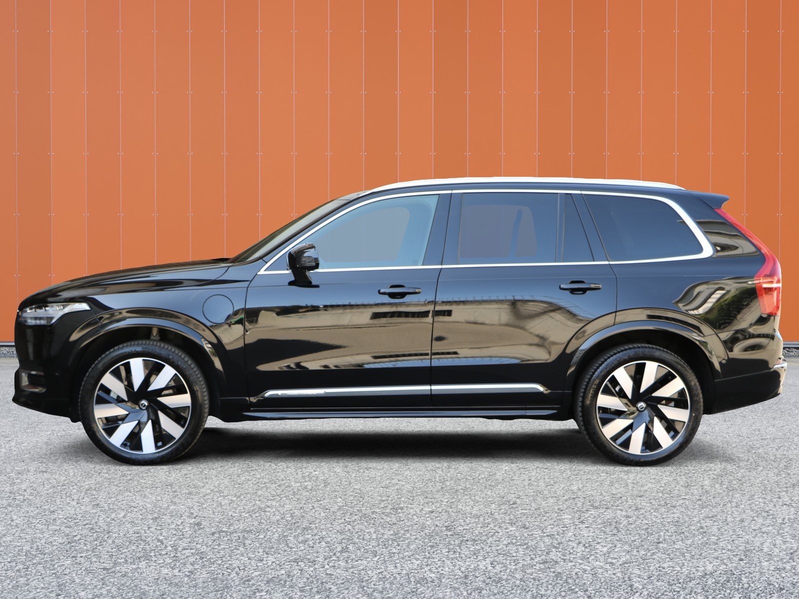 VOLVO XC90 T8 eAWD PluginHybrid Plus Bright Geartronic-showroom-element-3