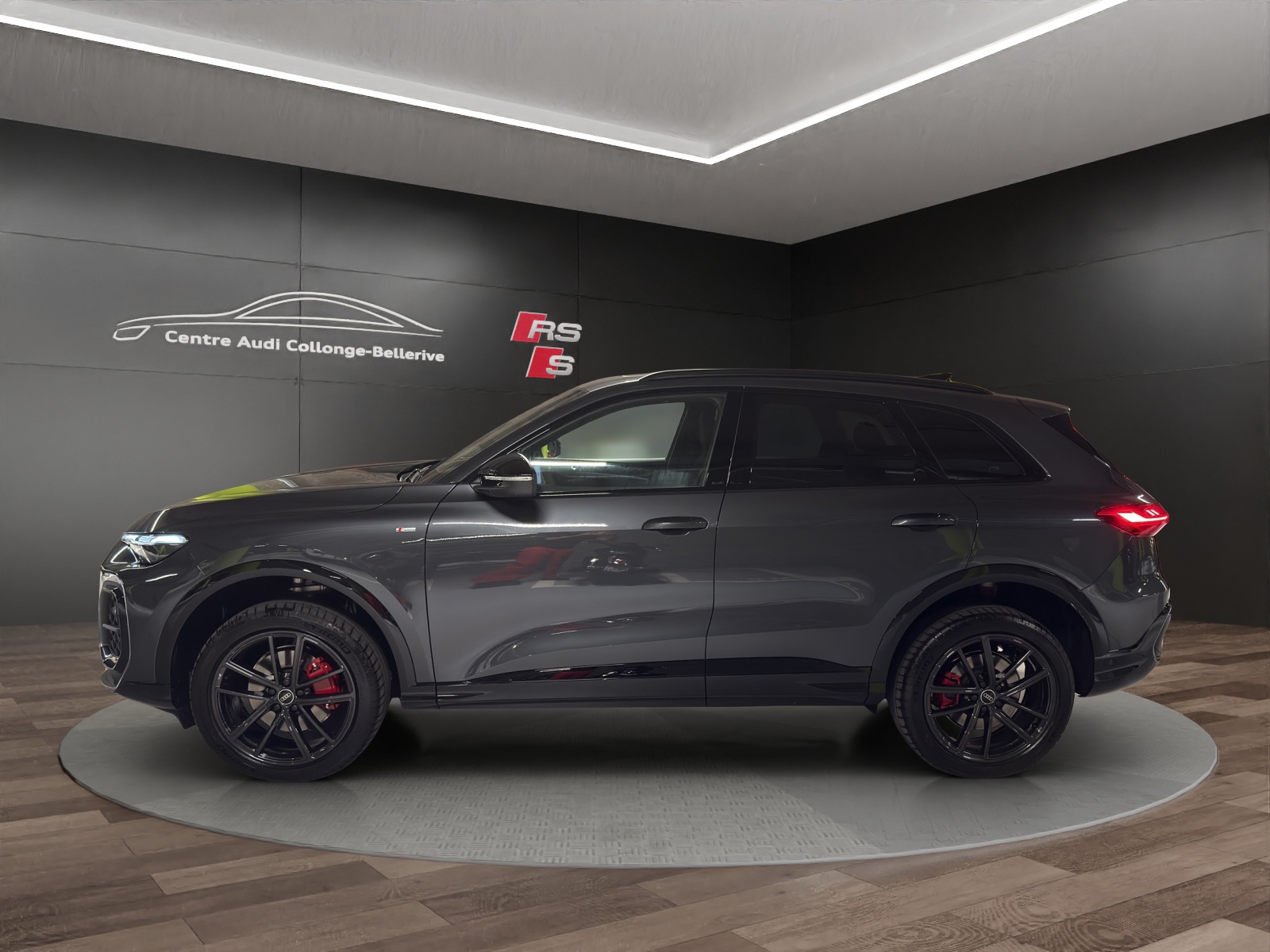 AUDI Q5 TFSI quatto 150 kW S-tronic-showroom-element-2
