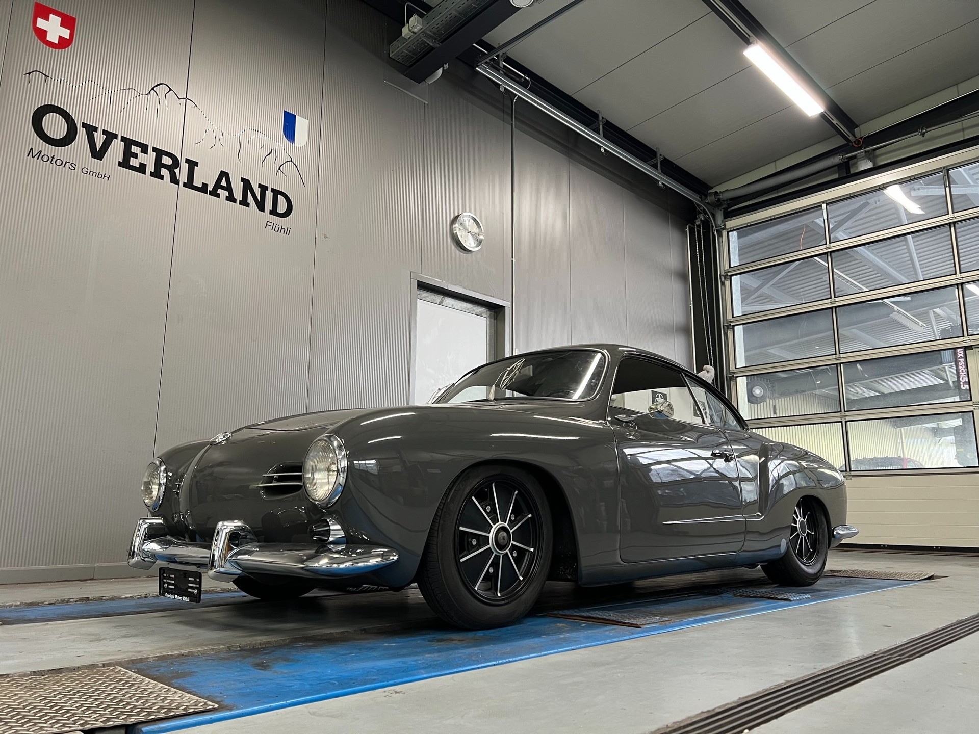 VW KARMANN-GHIA LOW-LIGTH