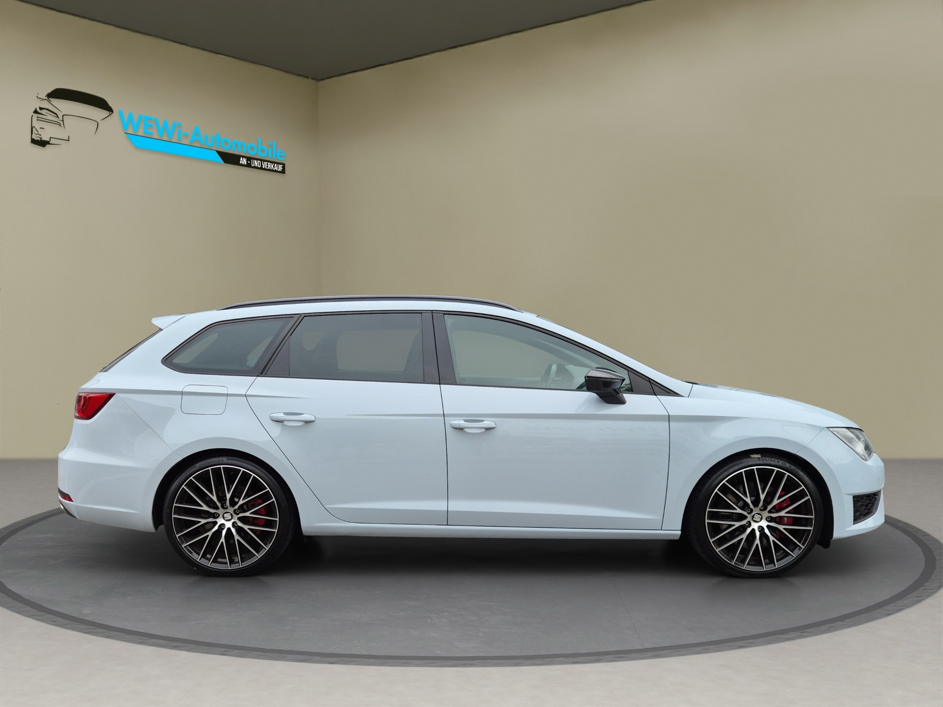 SEAT Leon ST 2.0 TSI Cupra 290-image-7