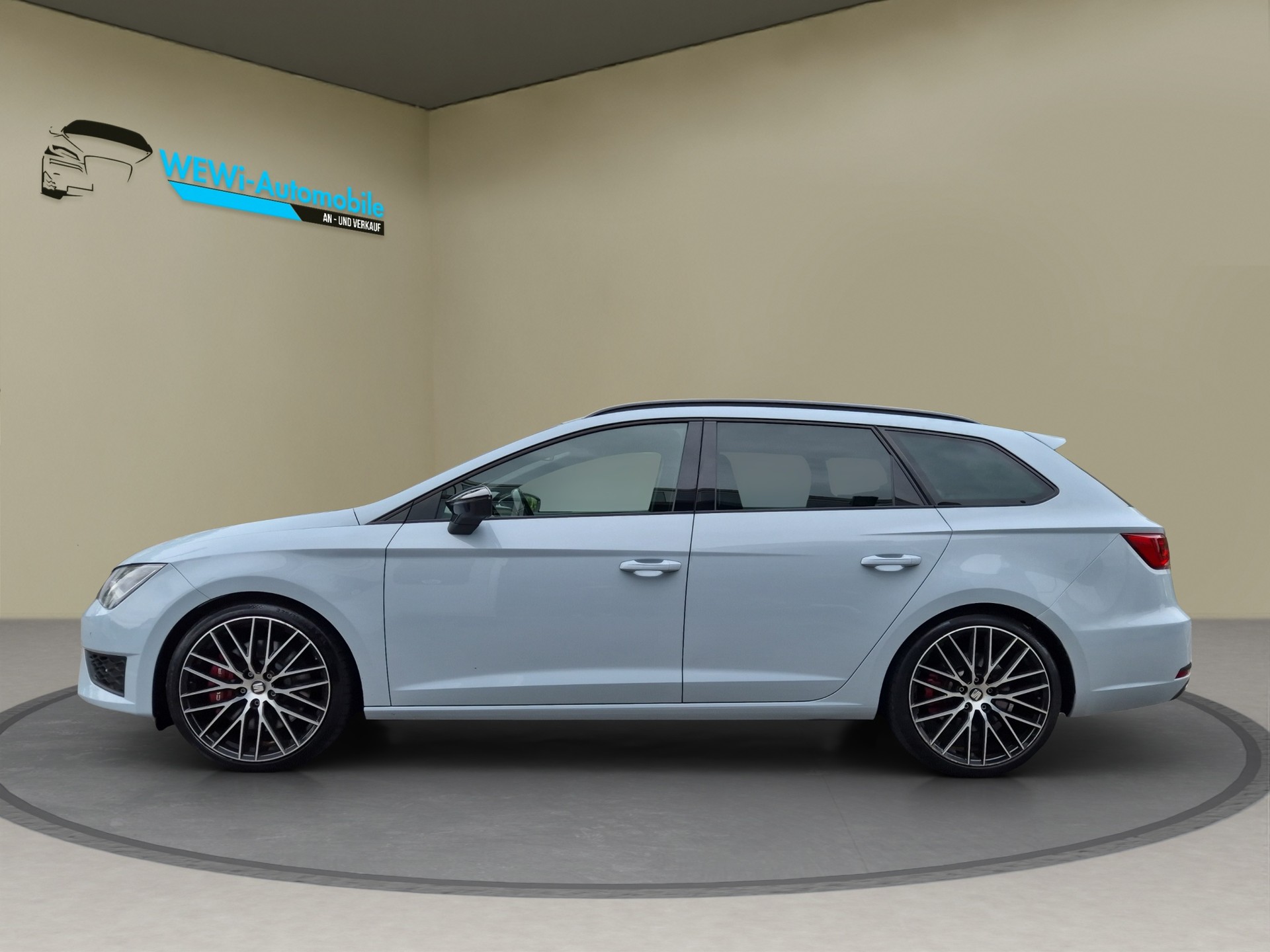 SEAT Leon ST 2.0 TSI Cupra 290-showroom-element-3