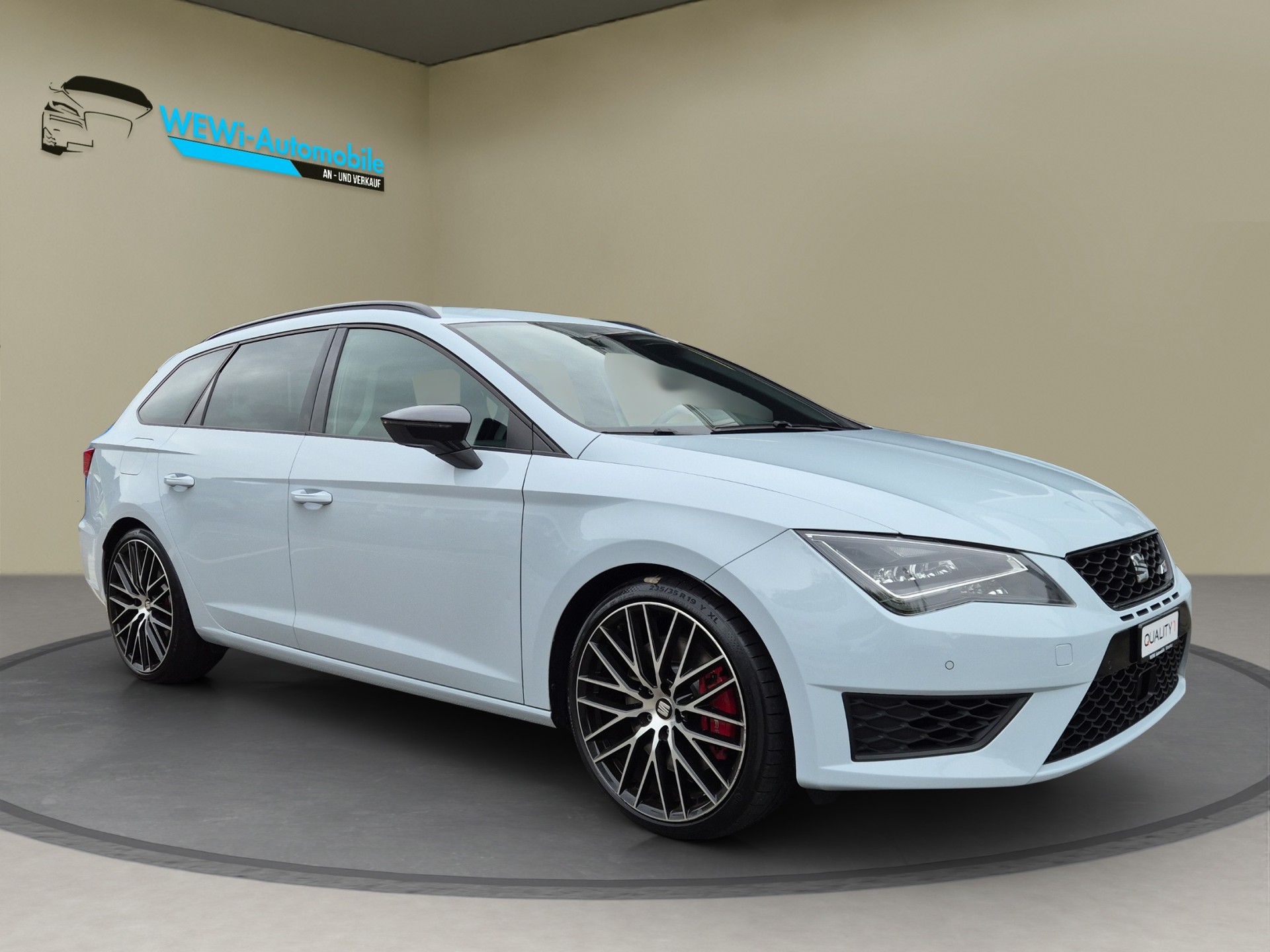 SEAT Leon ST 2.0 TSI Cupra 290