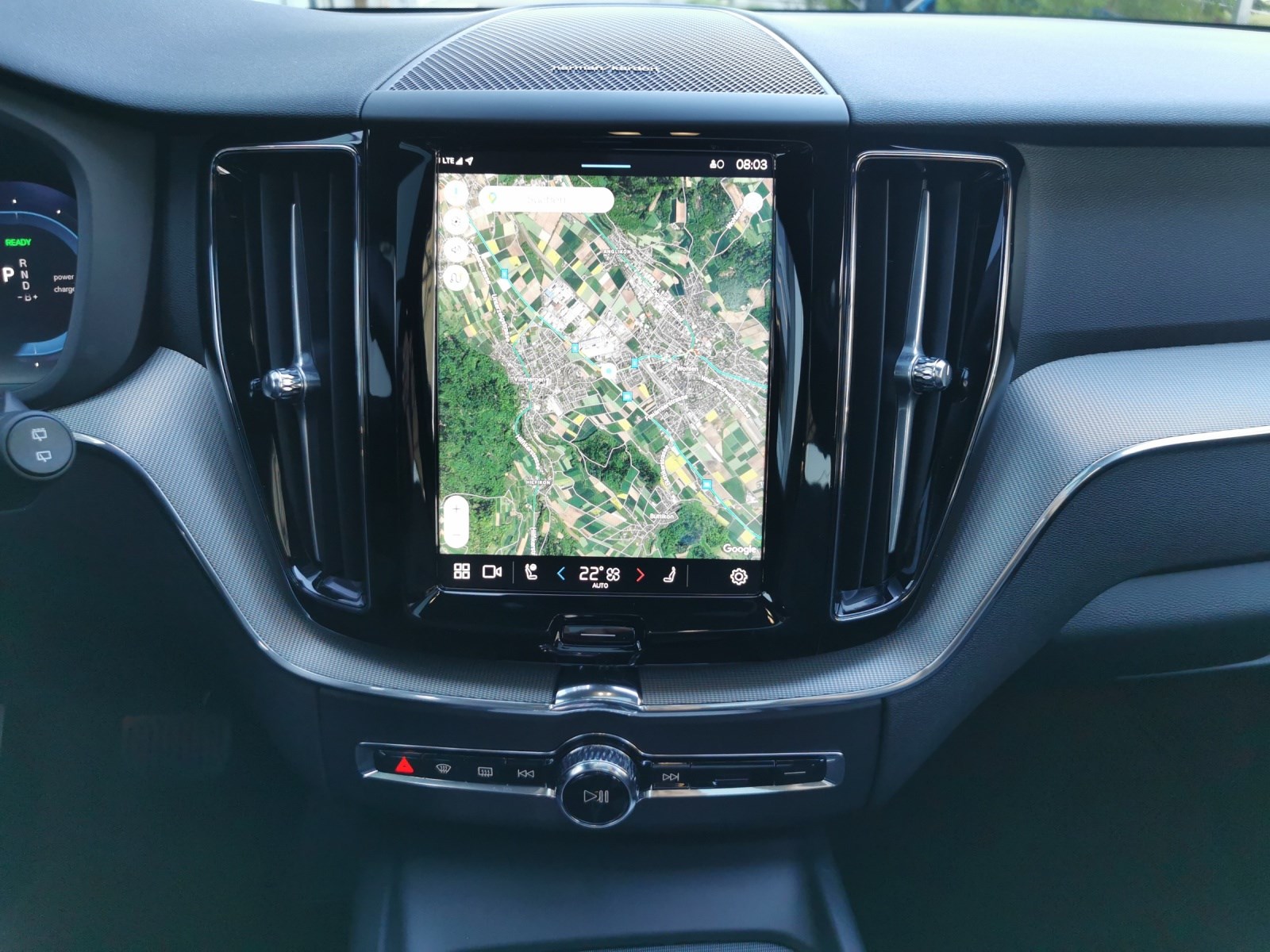 VOLVO XC60 2.0 T6 TE Plus Dark eAWD-image-10